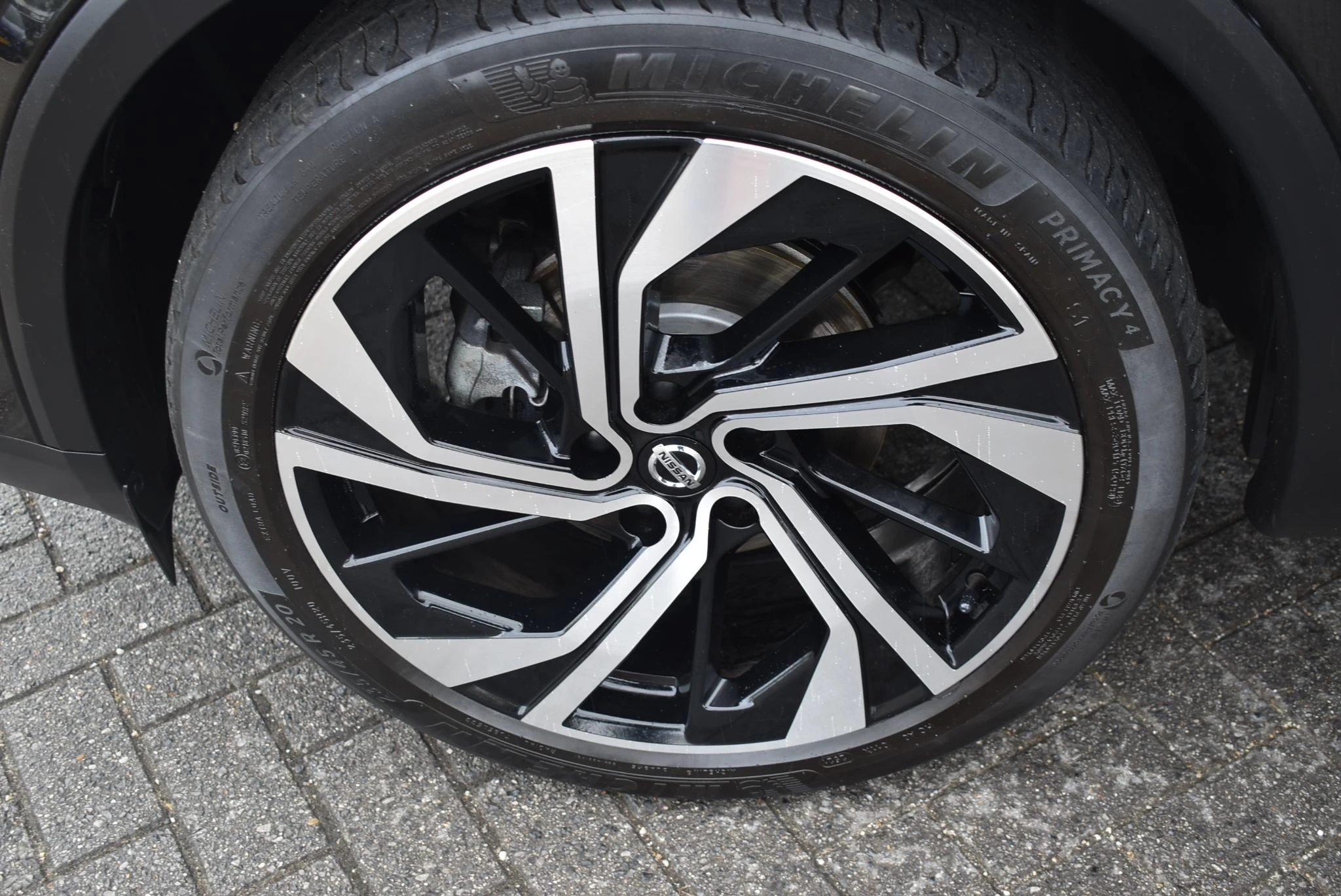 Nissan-QASHQAI-image-8