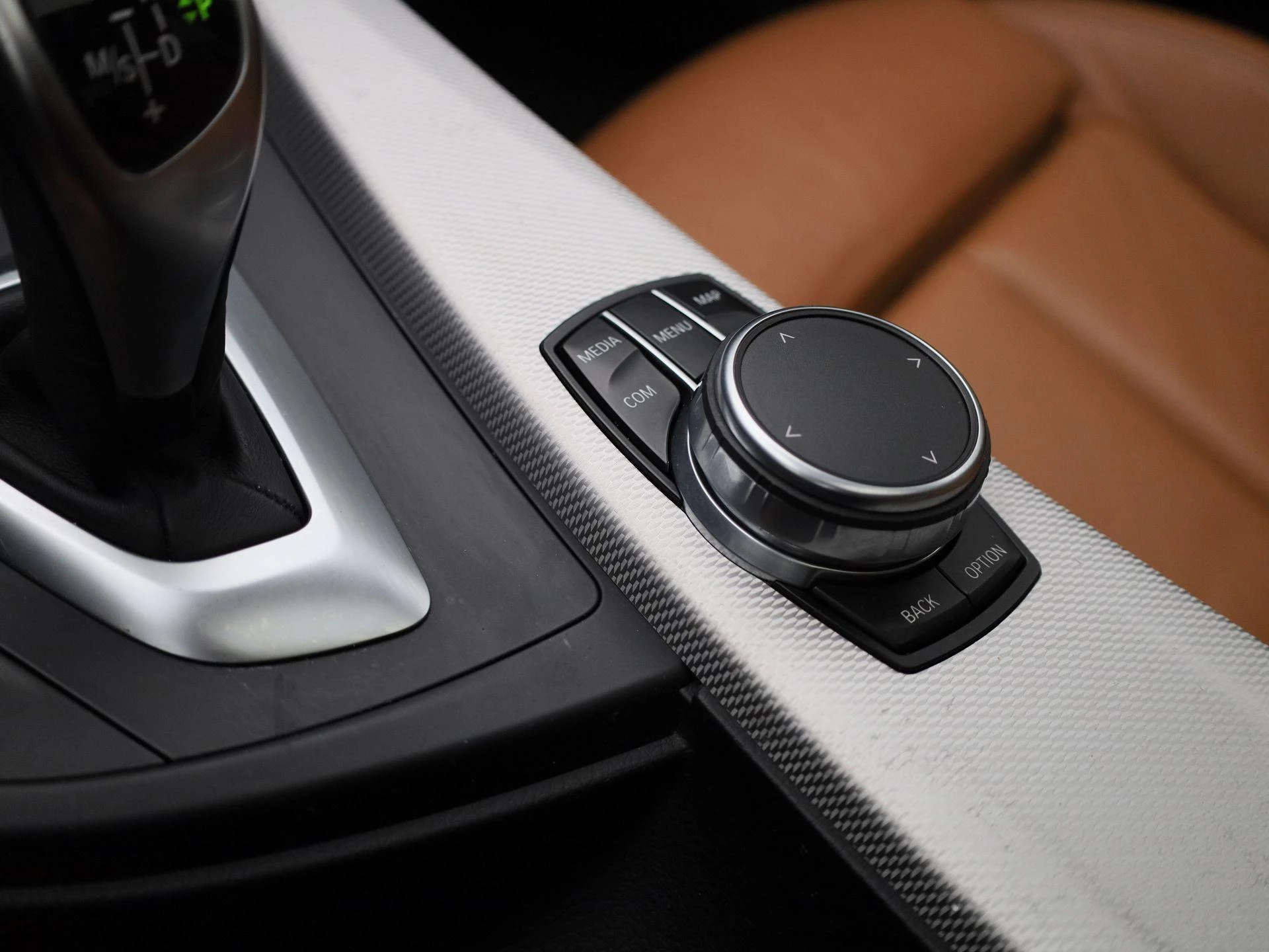 BMW-3 Serie-image-19