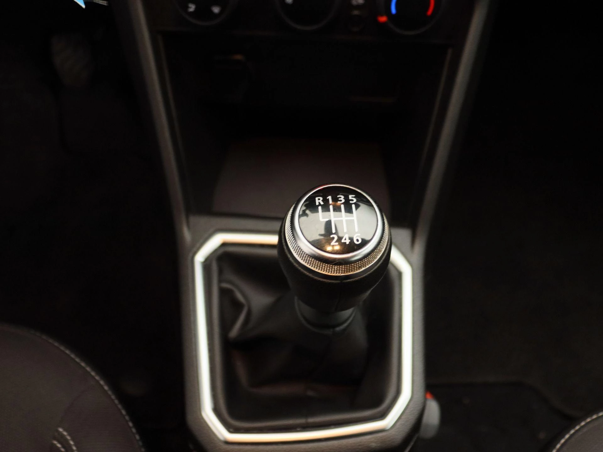 Dacia-Sandero-image-10