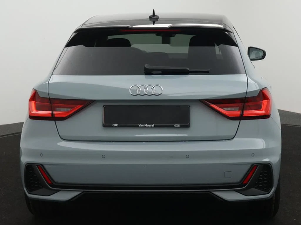 Audi-A1 Sportback-image-3