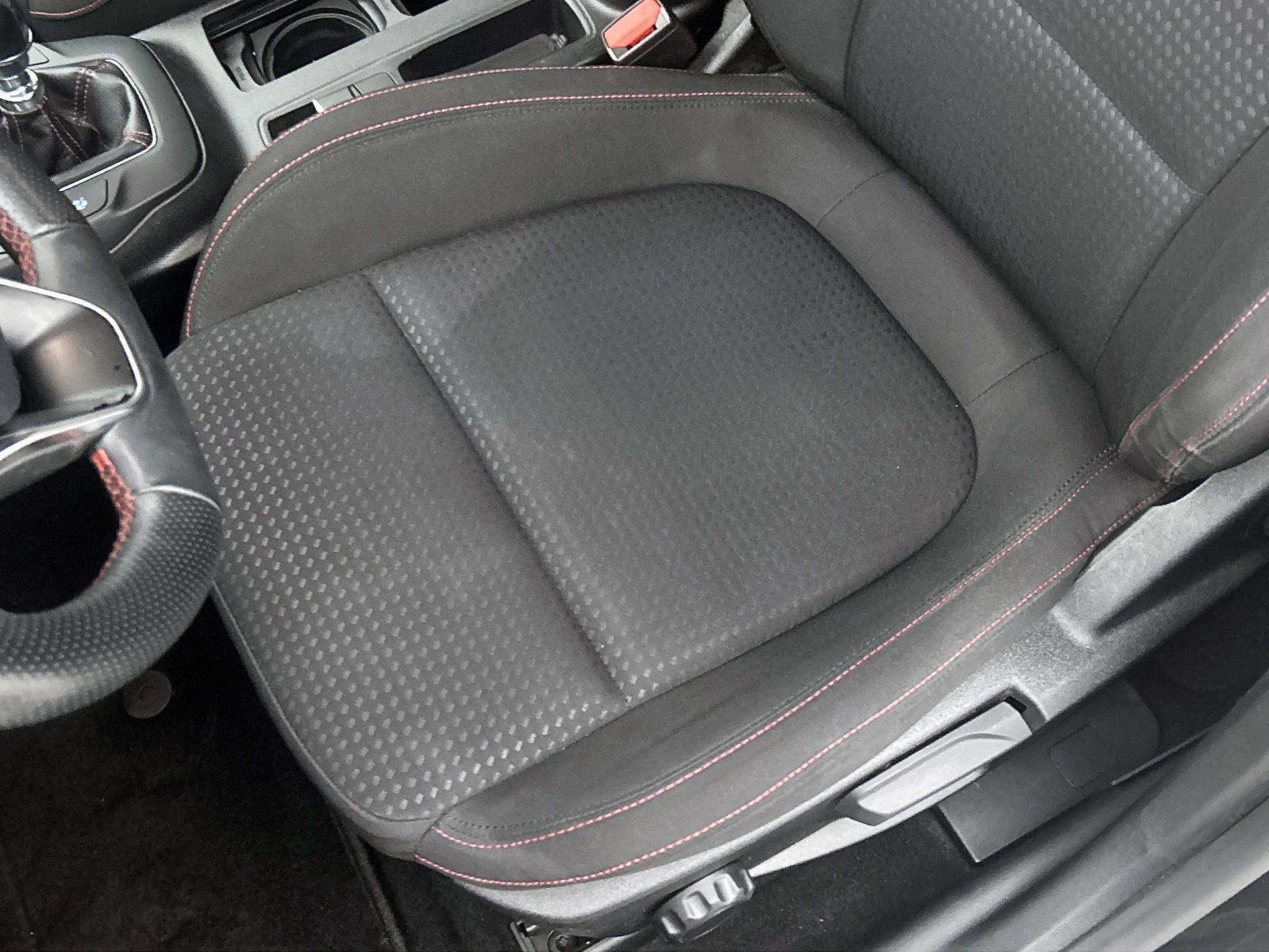 Ford Focus Wagon 1.0 EcoBoost ST Line Business