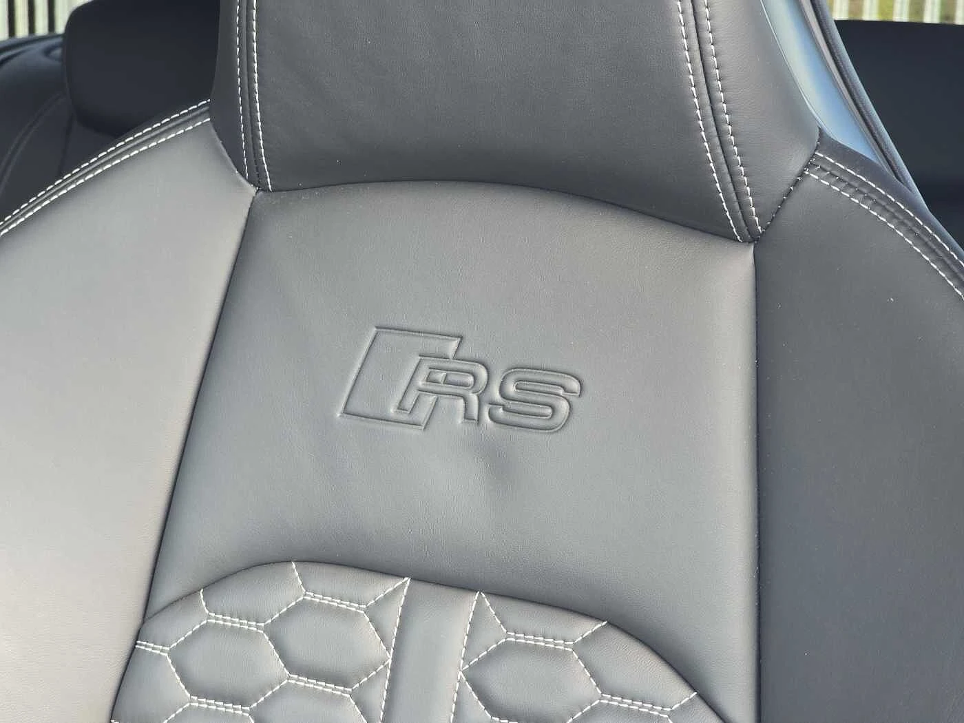 Audi-RS4-image-44