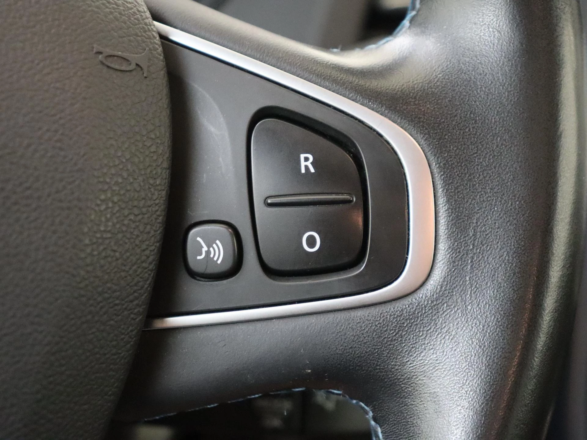 Renault-Captur-image-13
