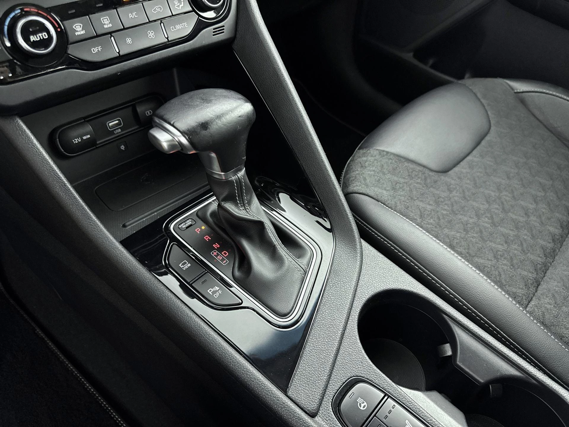 Kia-Niro-image-12