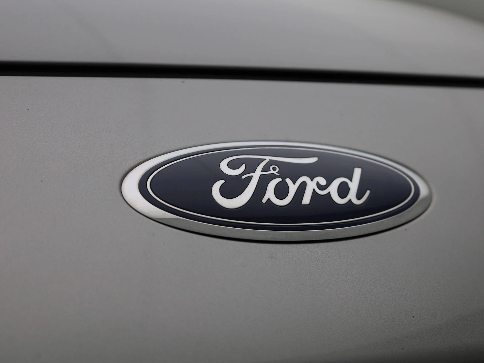 Ford Kuga 2.5i FHEV Aut. 140kW Titanium