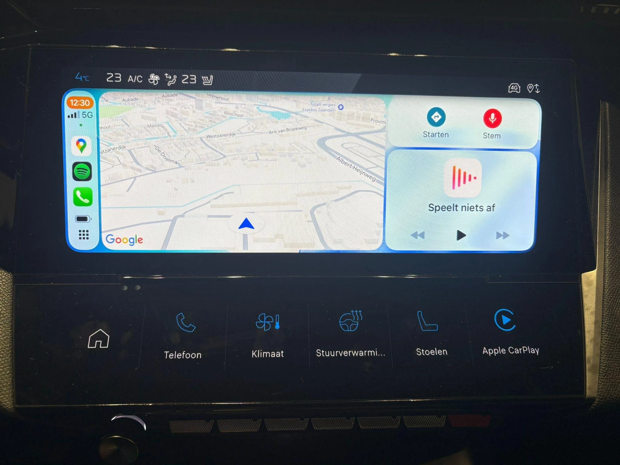 Peugeot-e-308-image-19