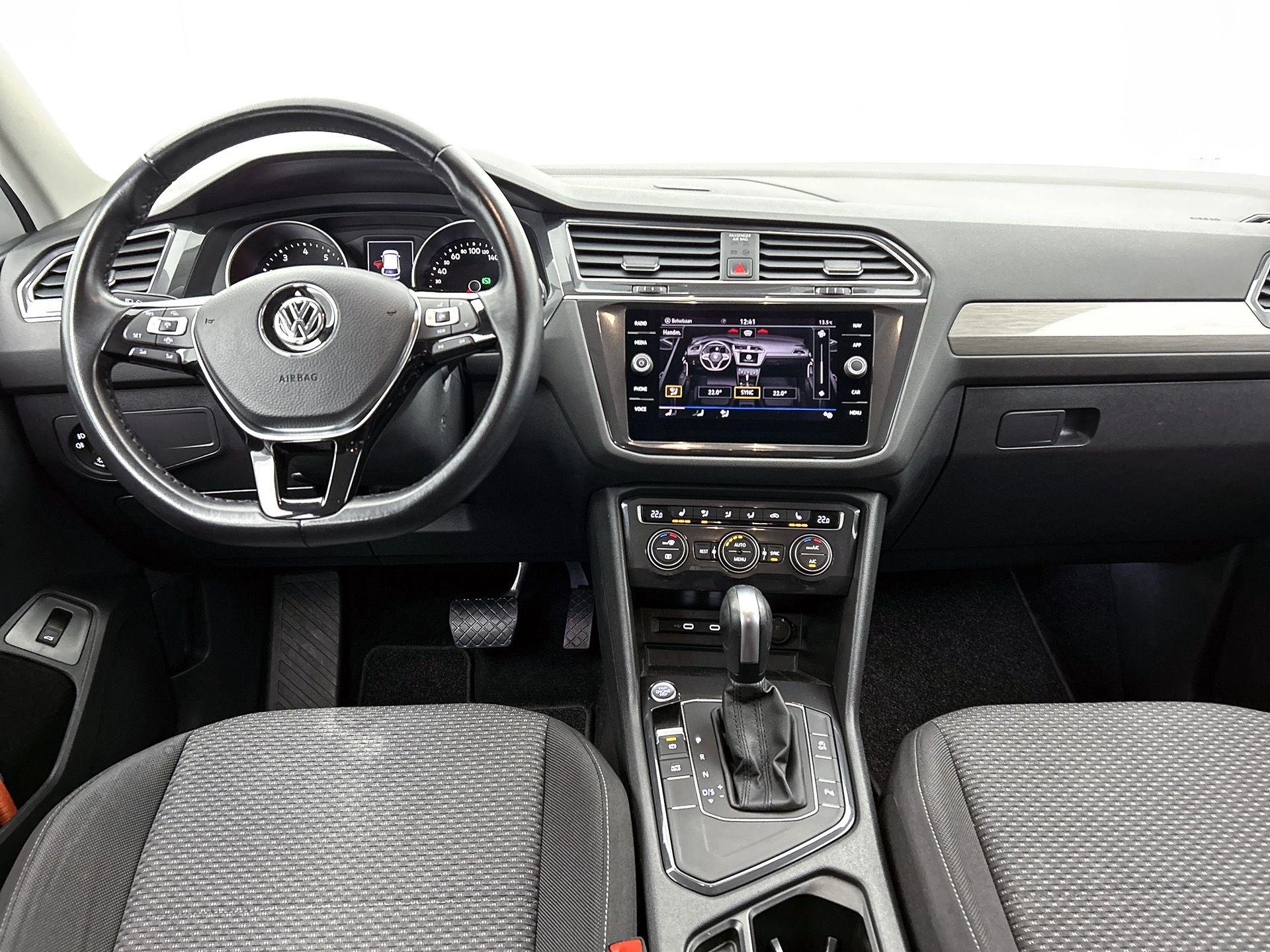 Volkswagen-Tiguan Allspace-image-22