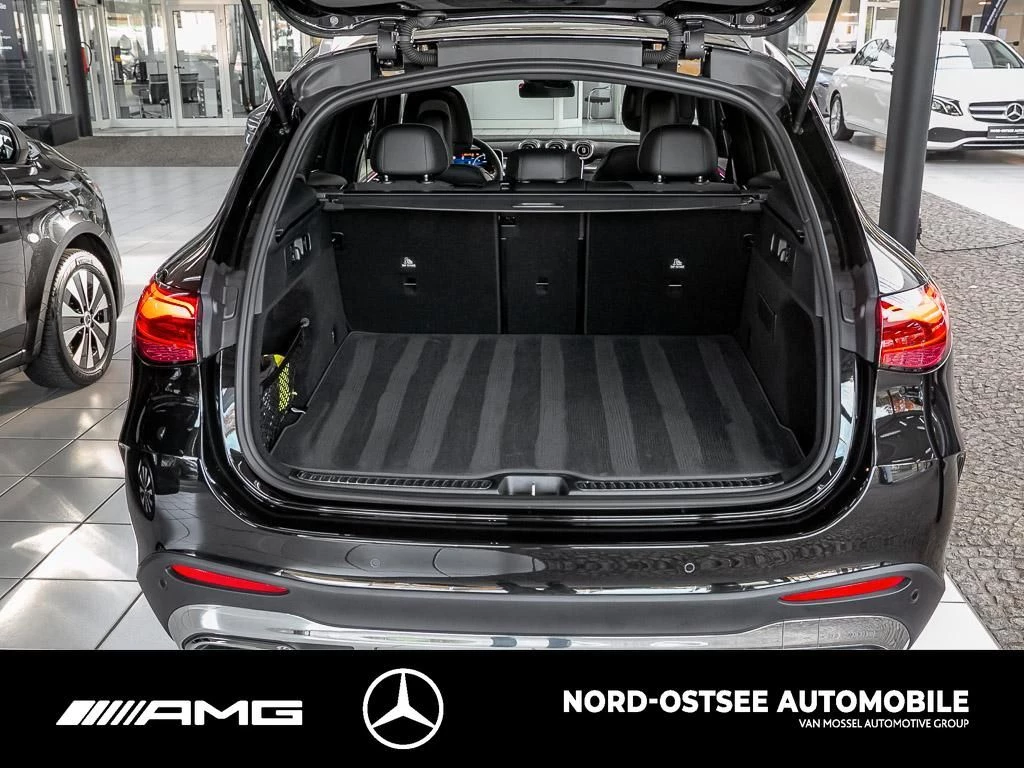Mercedes-Benz GLC 300 d 4M AMG LED AHK DISTRO MEMORY AMBIENTE AMG LineX254 GLC 300 d 4M AMG LED AHK DISTRO MEMORY AMBIENTE AMG Line