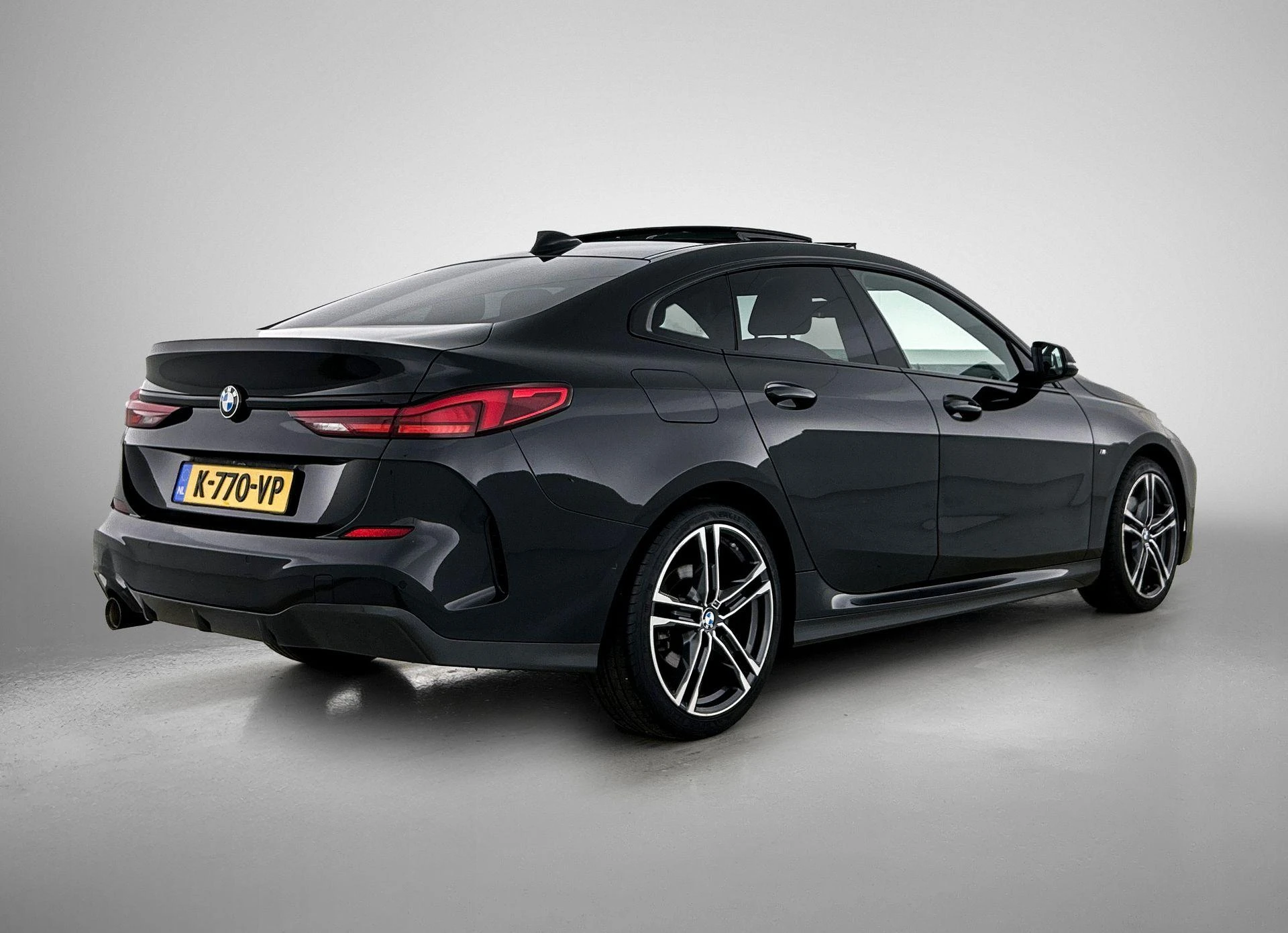BMW-2 Serie-image-4