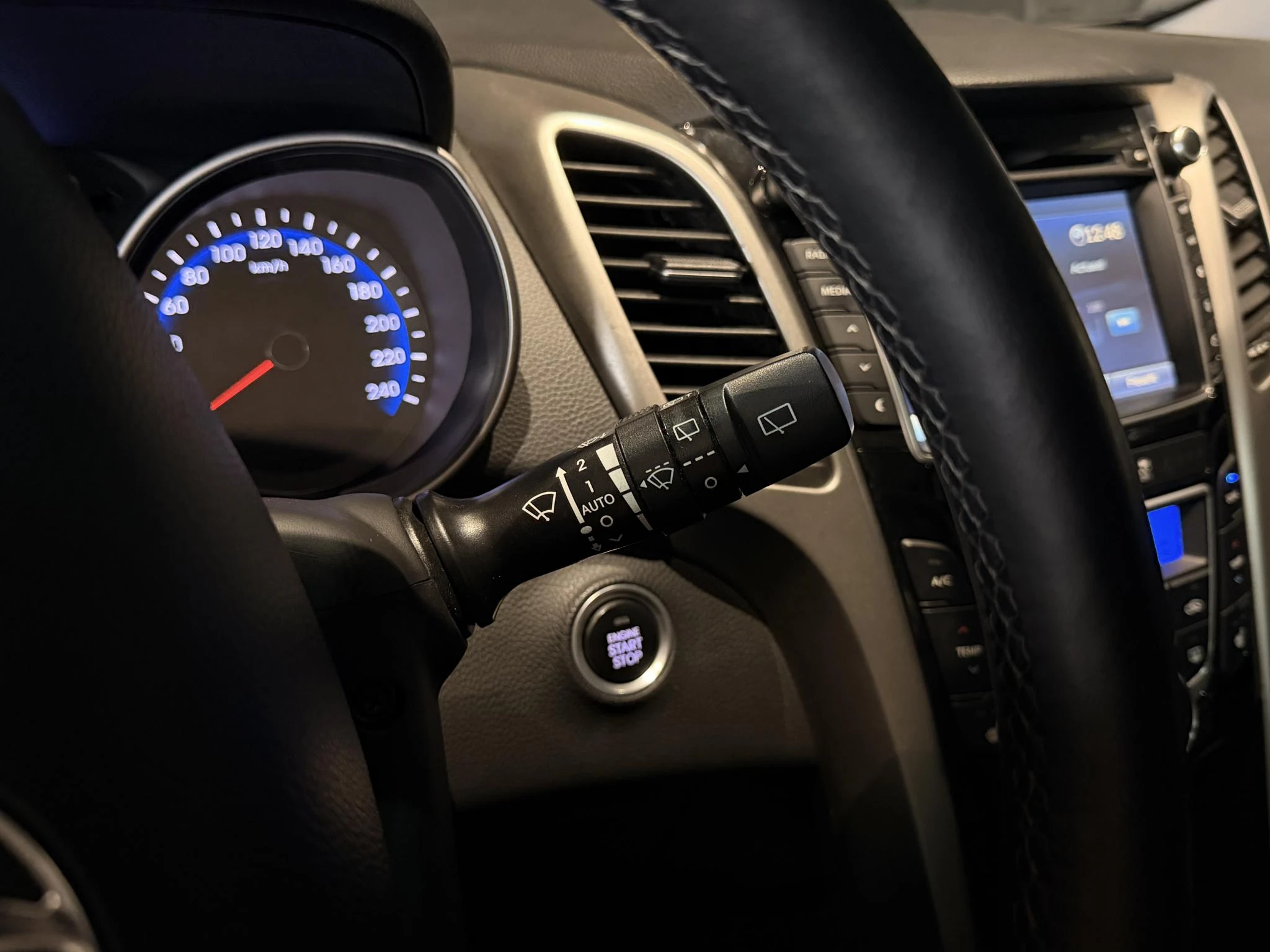 Hyundai-i30-image-12