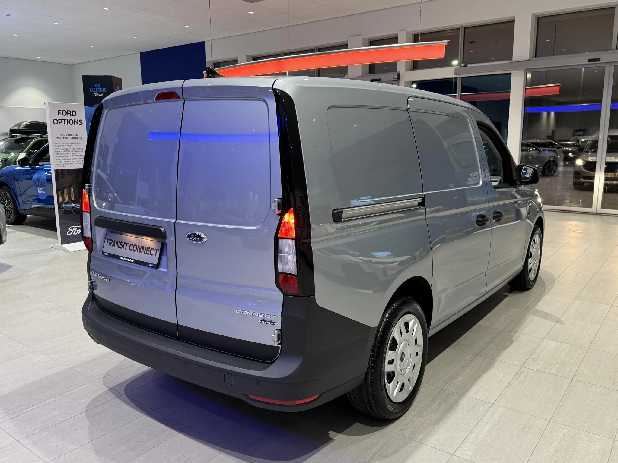 Ford-Transit Connect-image-3