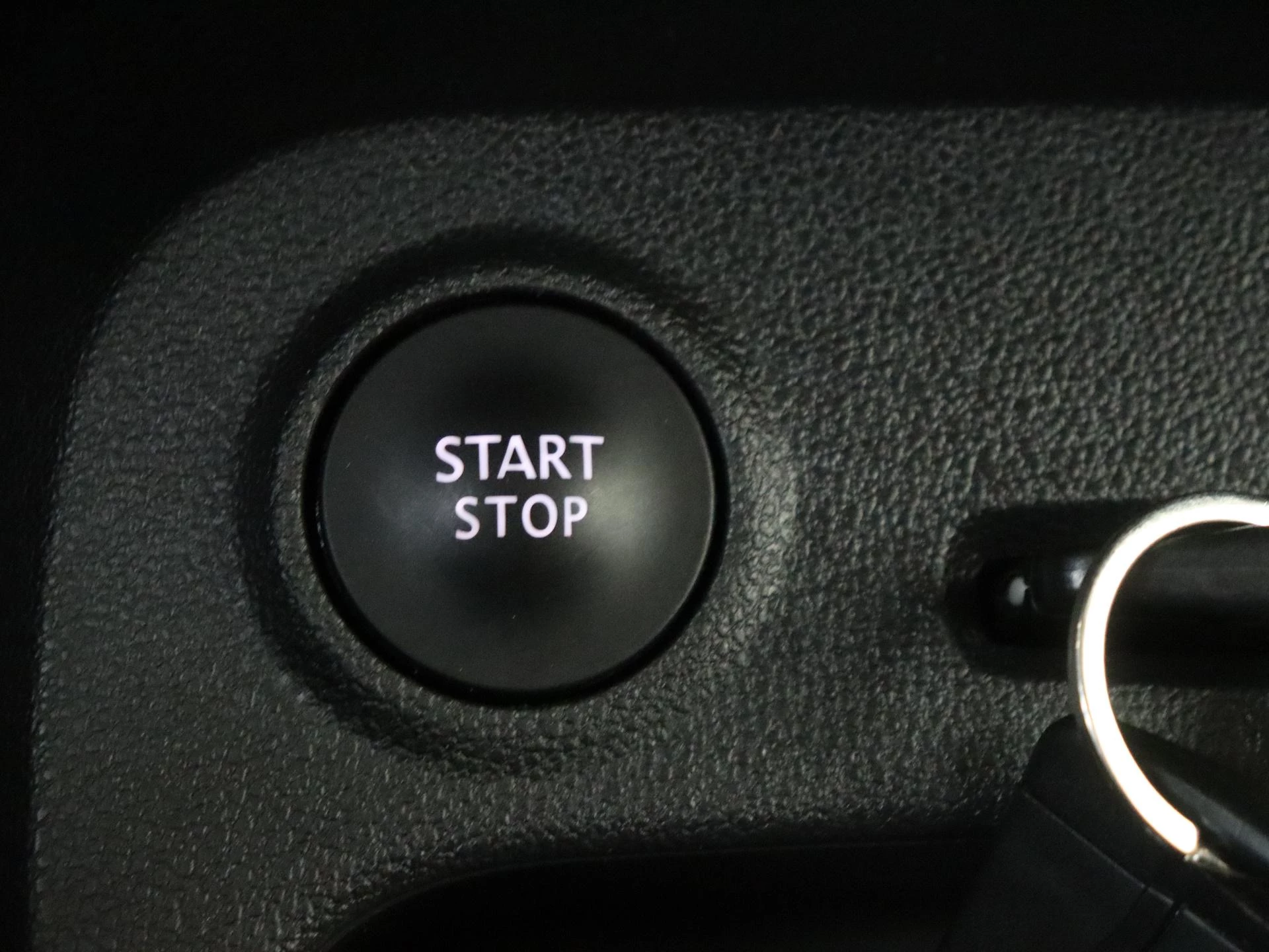 Renault-Captur-image-23