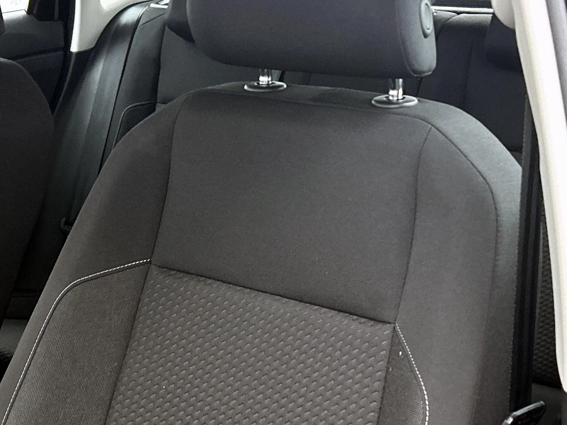 Volkswagen-Polo-image-15