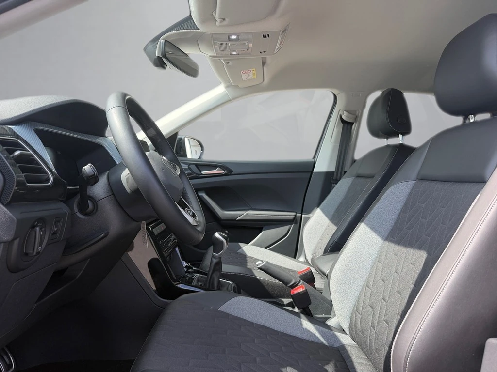 Volkswagen-T-Cross-image-6