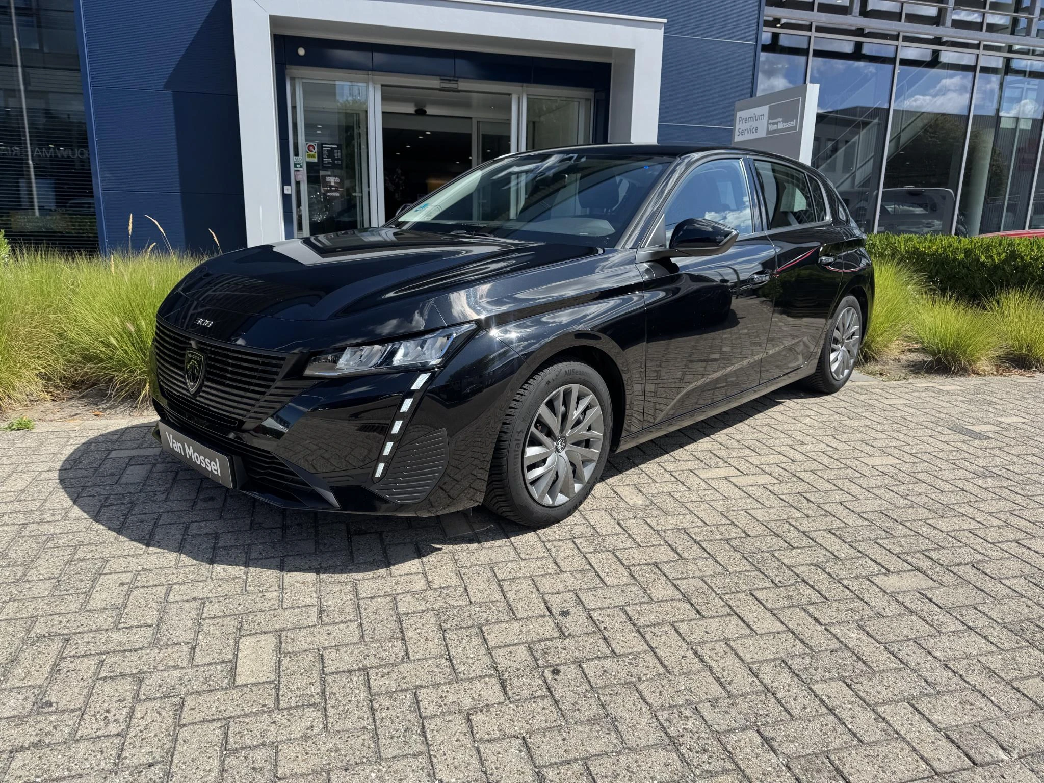 Peugeot-308-image-2