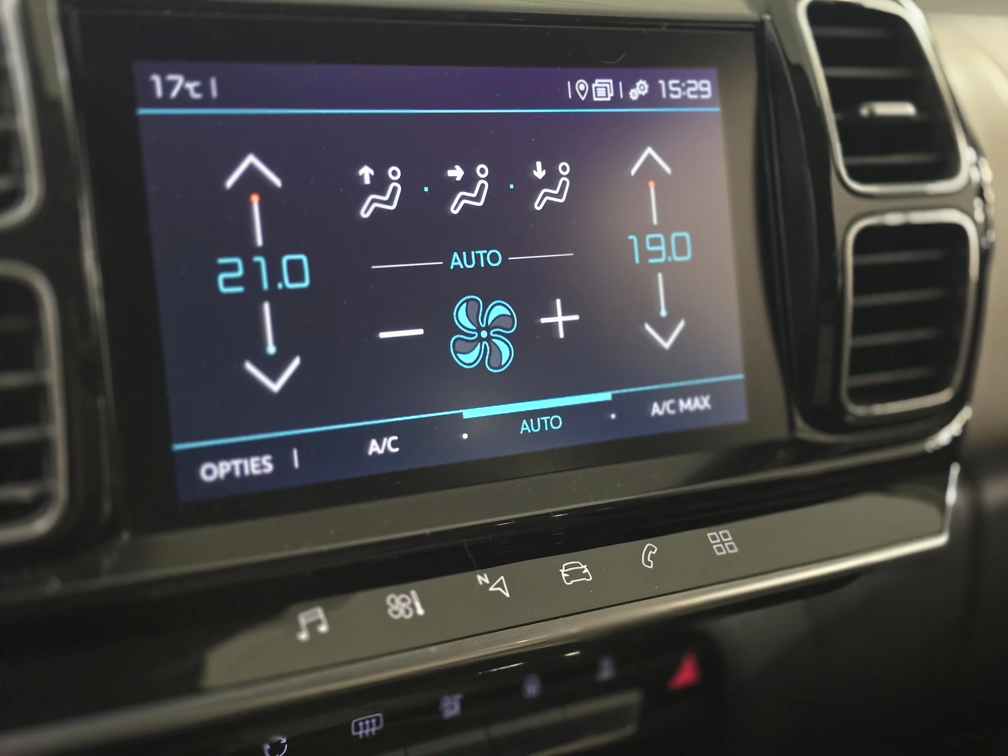 Citroën-C5 Aircross-image-11