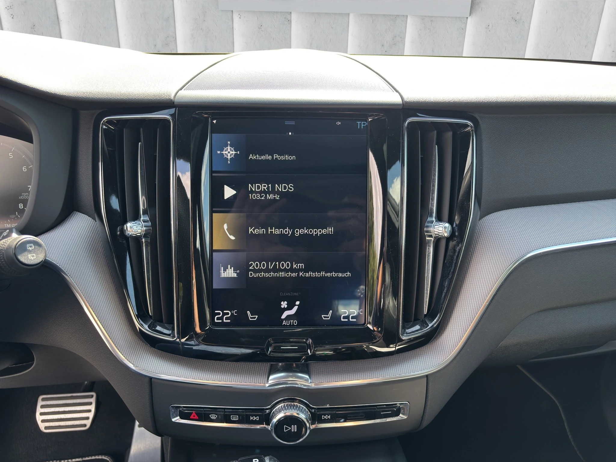 Volvo XC60 T5 AWD R-Design