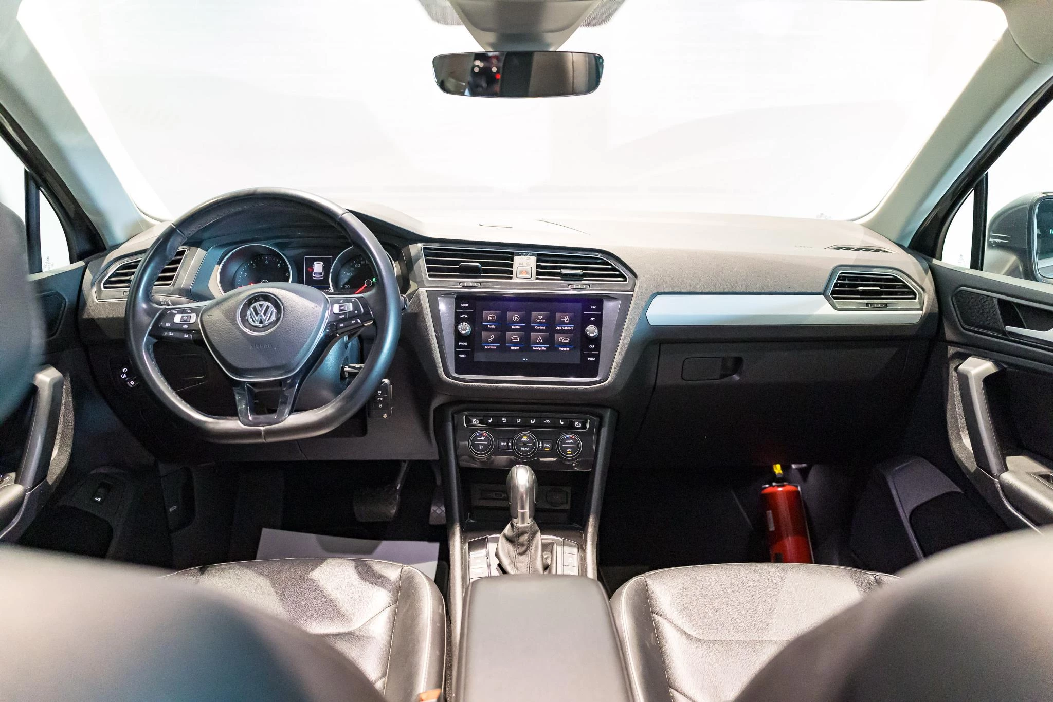 Volkswagen Tiguan 1.5 TSI DSG | Pano Dak | Carplay | ACC | Zetelverw