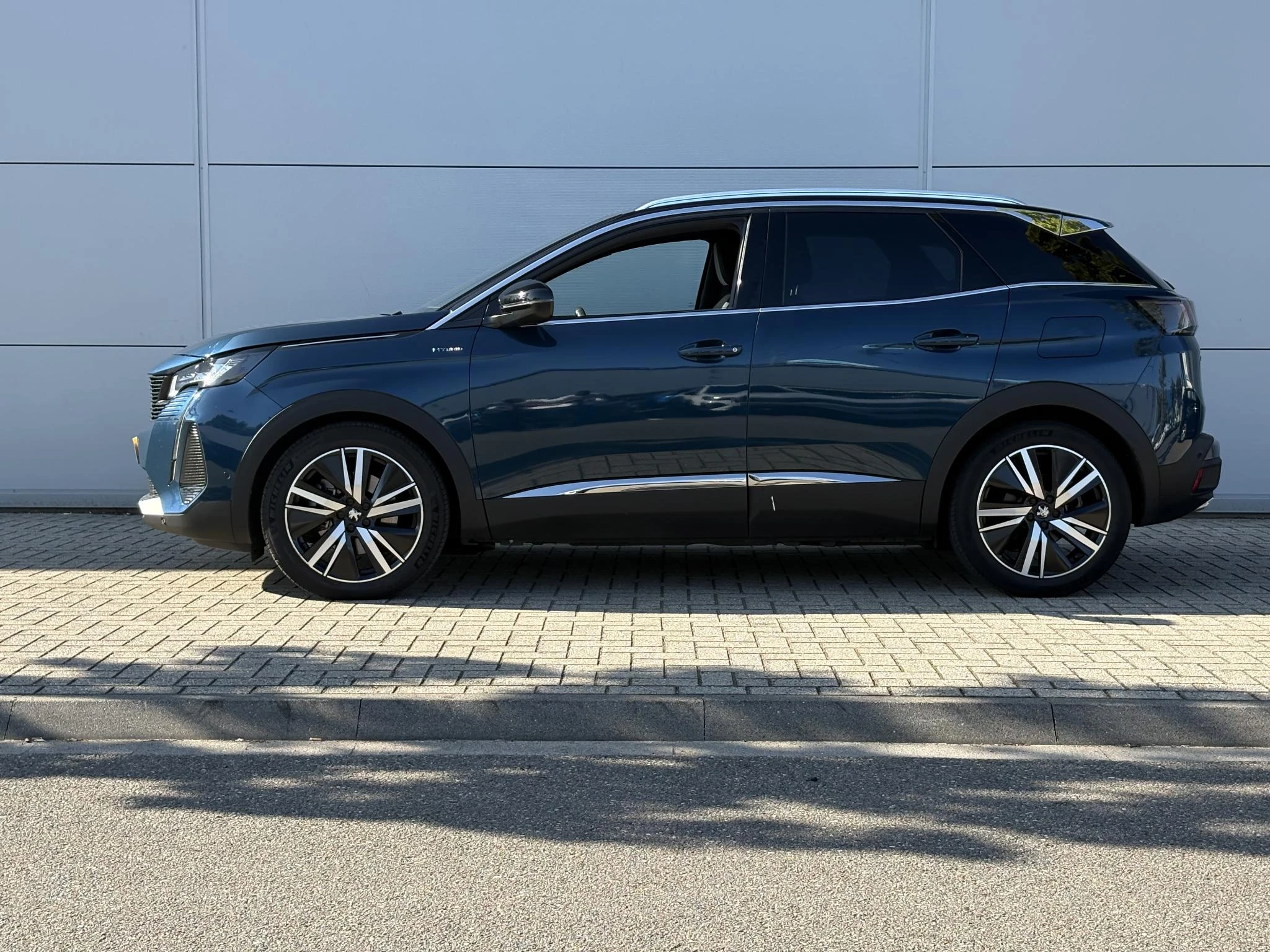 Peugeot-3008-image-2