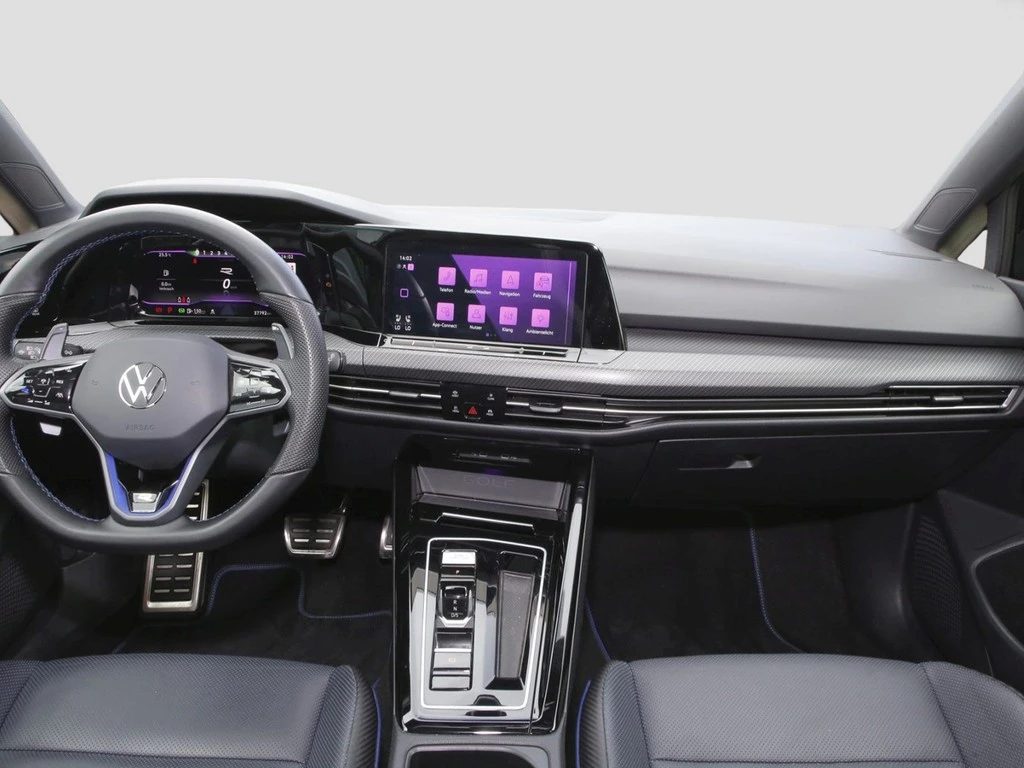 Volkswagen-Golf-image-11