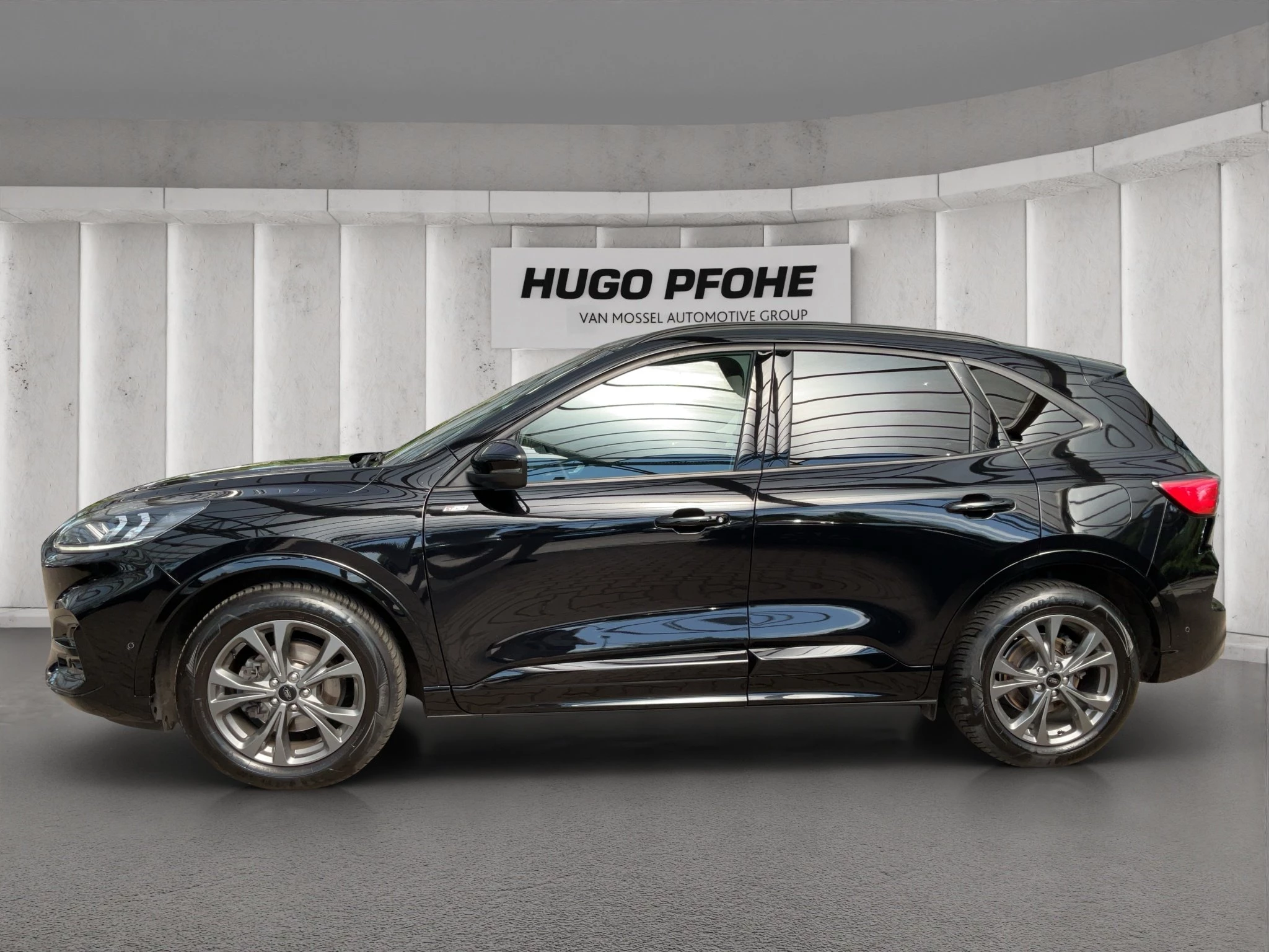 Ford Kuga ST-Line X*PANO*AHK*KAM*ACC*NAVI*SOUND-SYS.