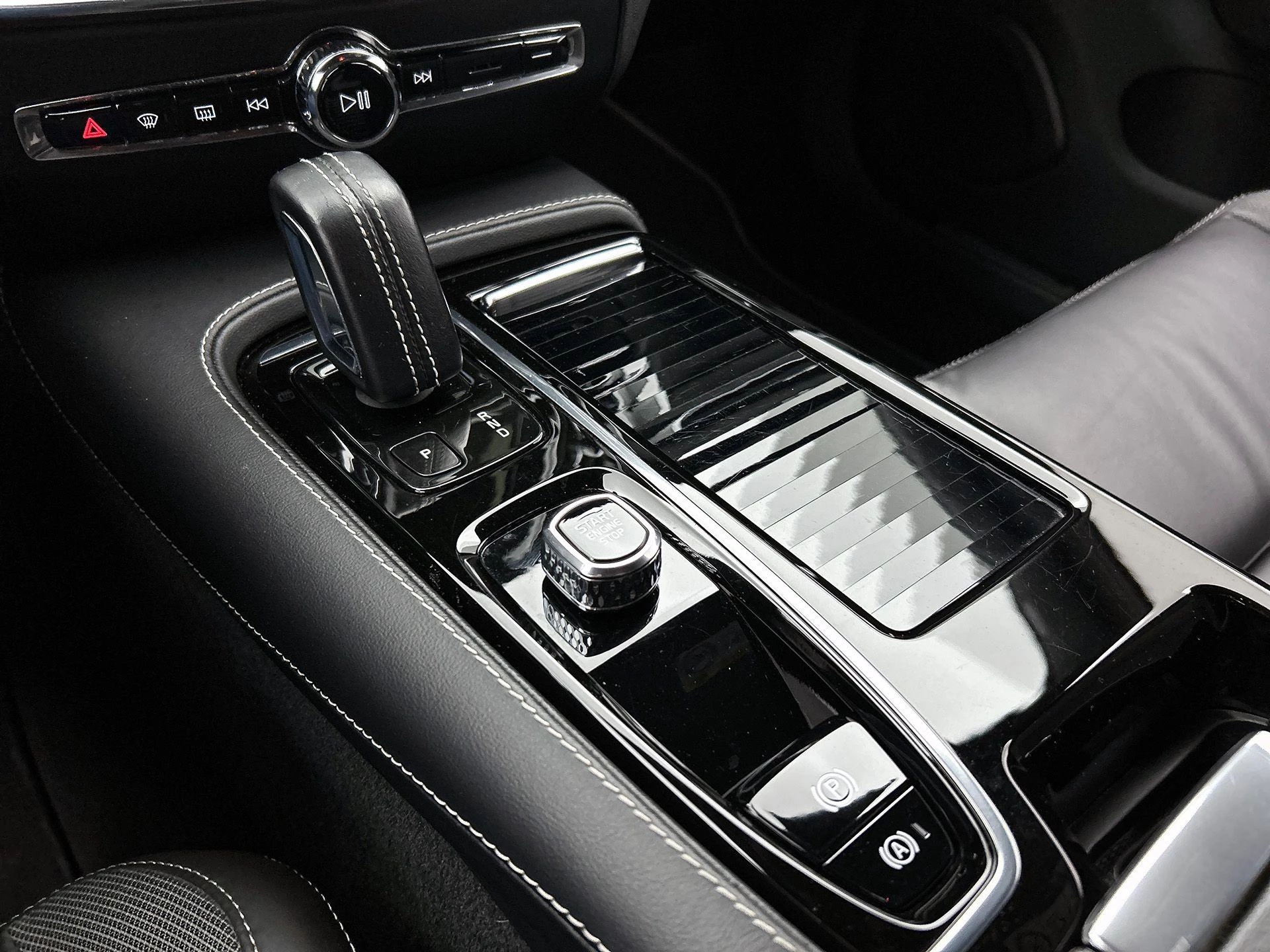 Volvo-S60-image-29