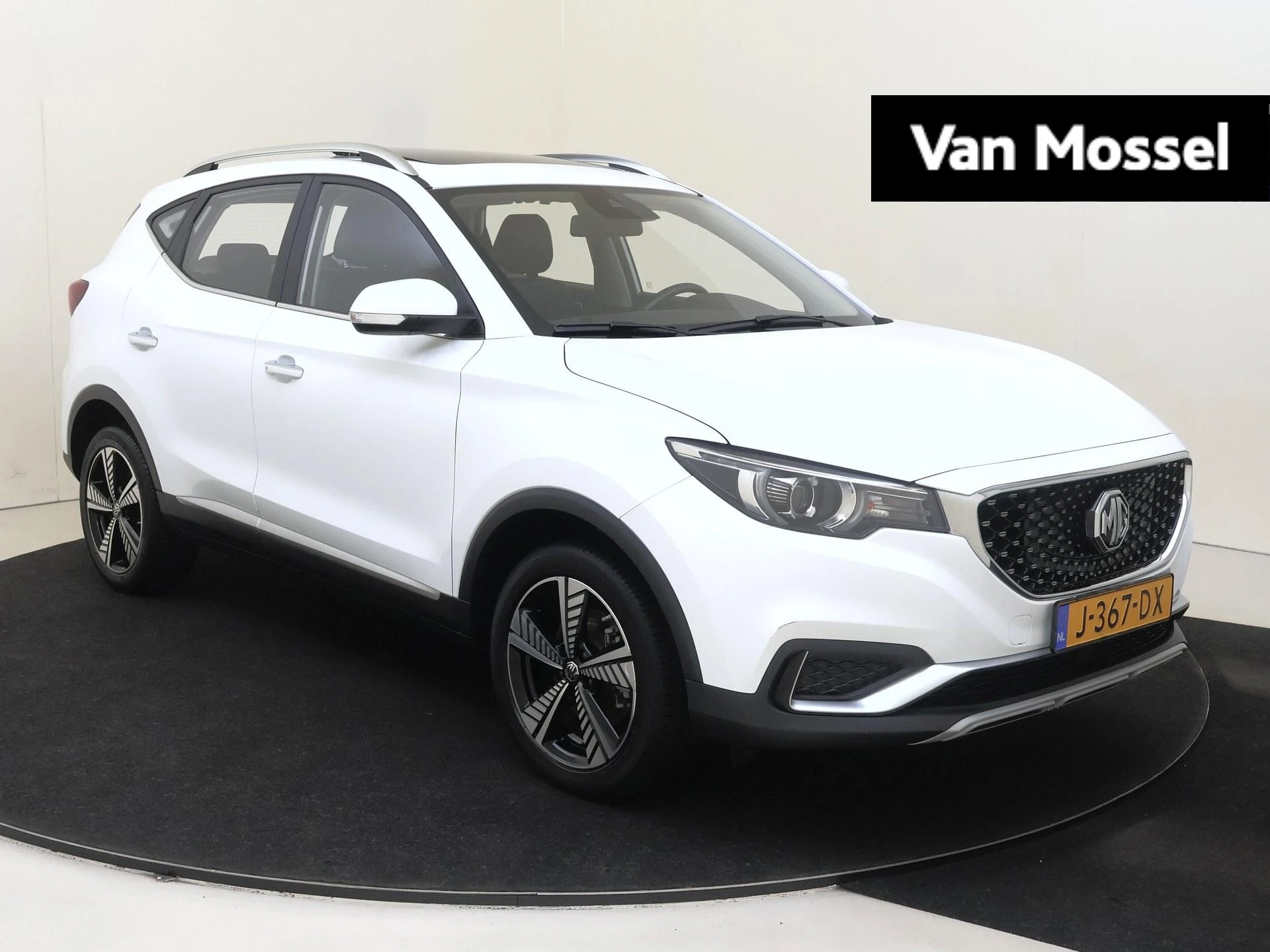 MG-ZS EV-image-0