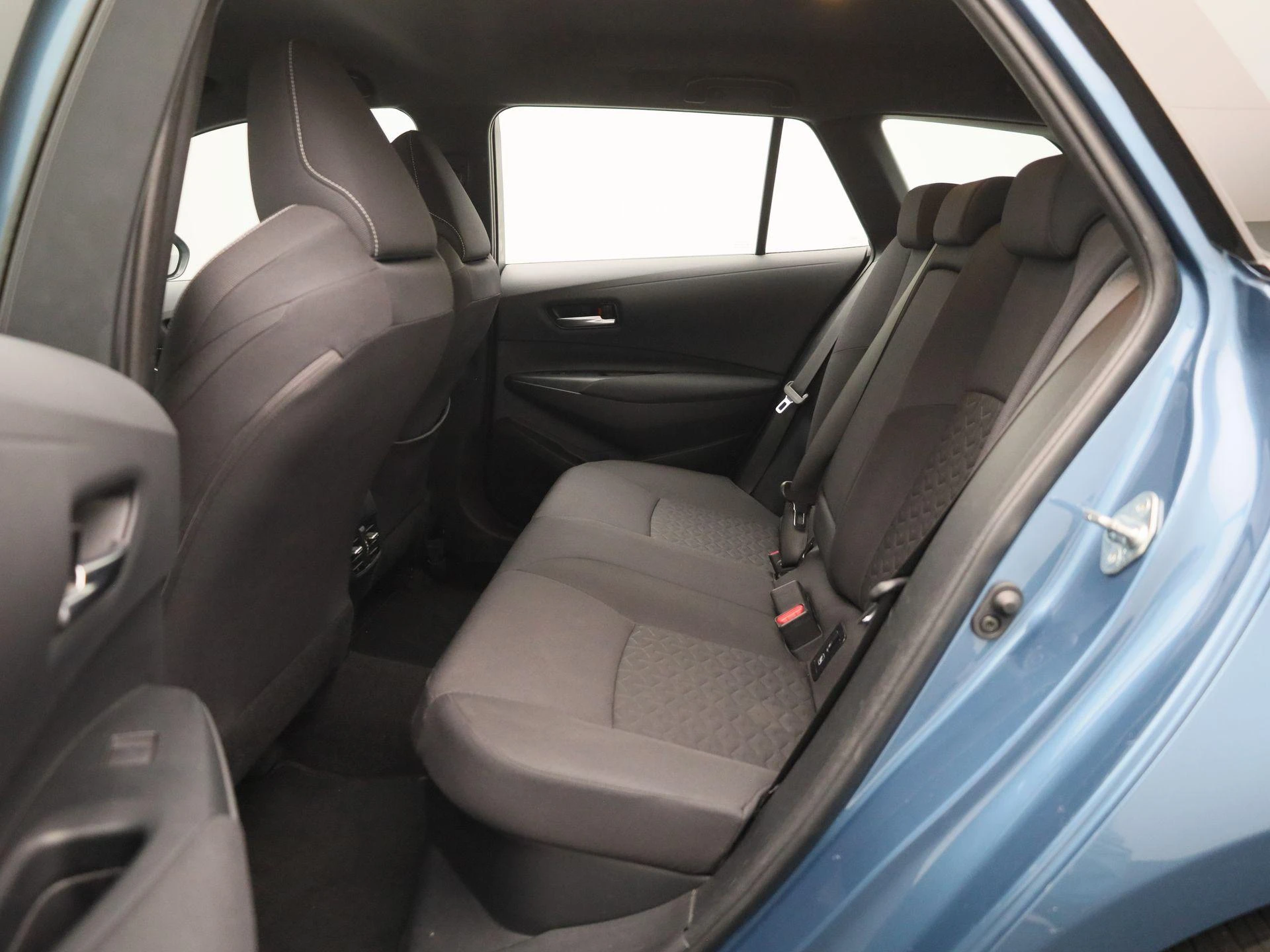 Toyota-Corolla Touring Sports-image-12