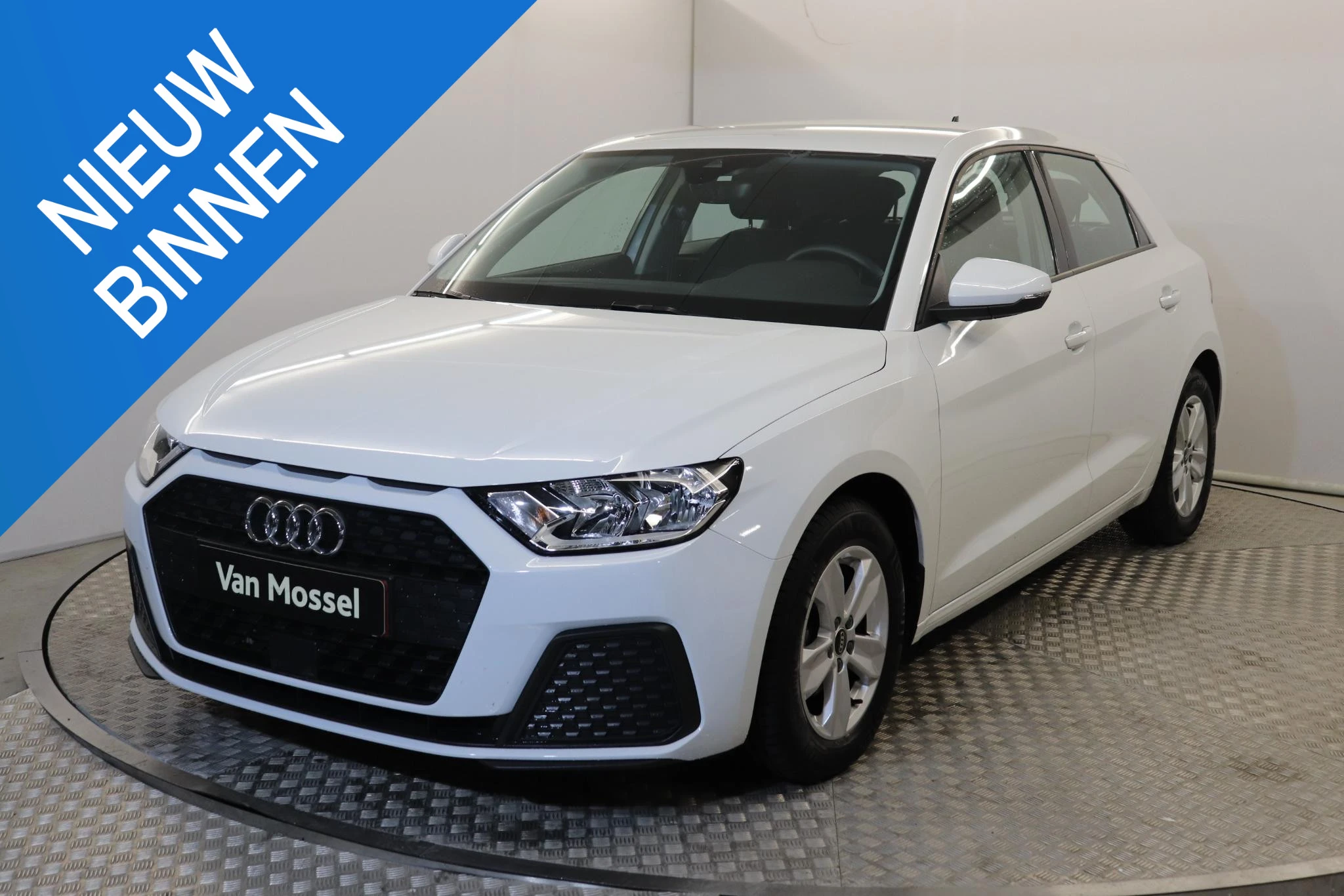 Audi-A1 Sportback-image-0