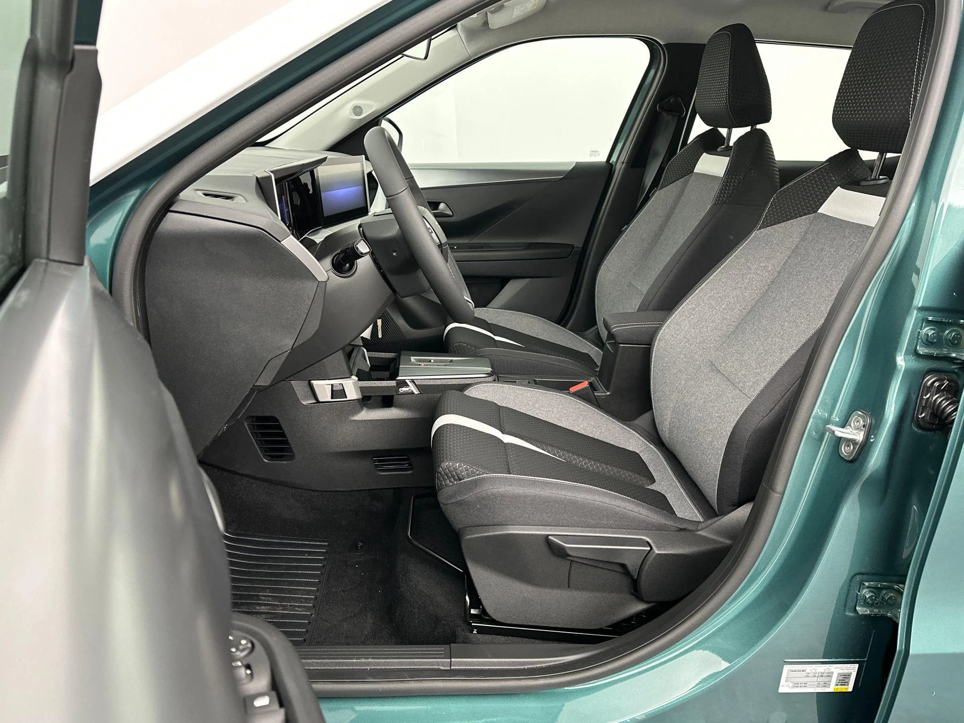 Opel Frontera 1.2 Turbo MHEV 100kW Edition eDCT