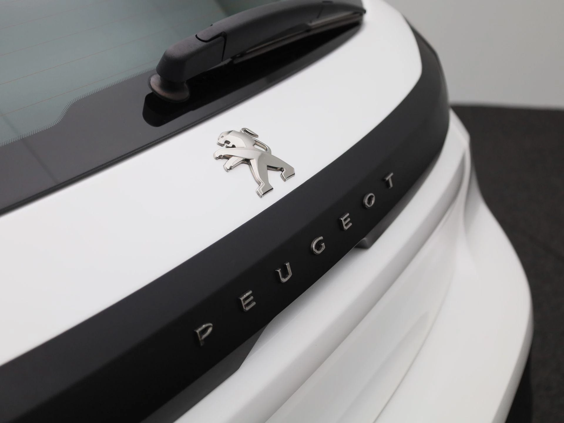 Peugeot-208-image-20