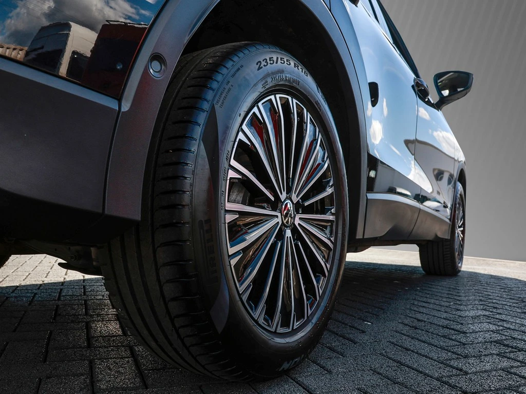 Volkswagen-Tiguan-image-4