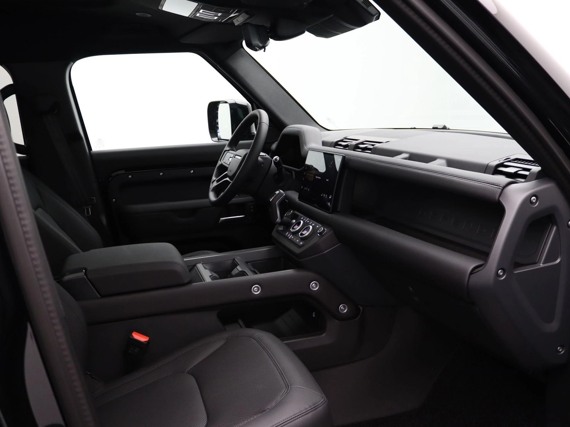 Land Rover Defender 110 2.0 P300e 110 Dynamic SE Edition