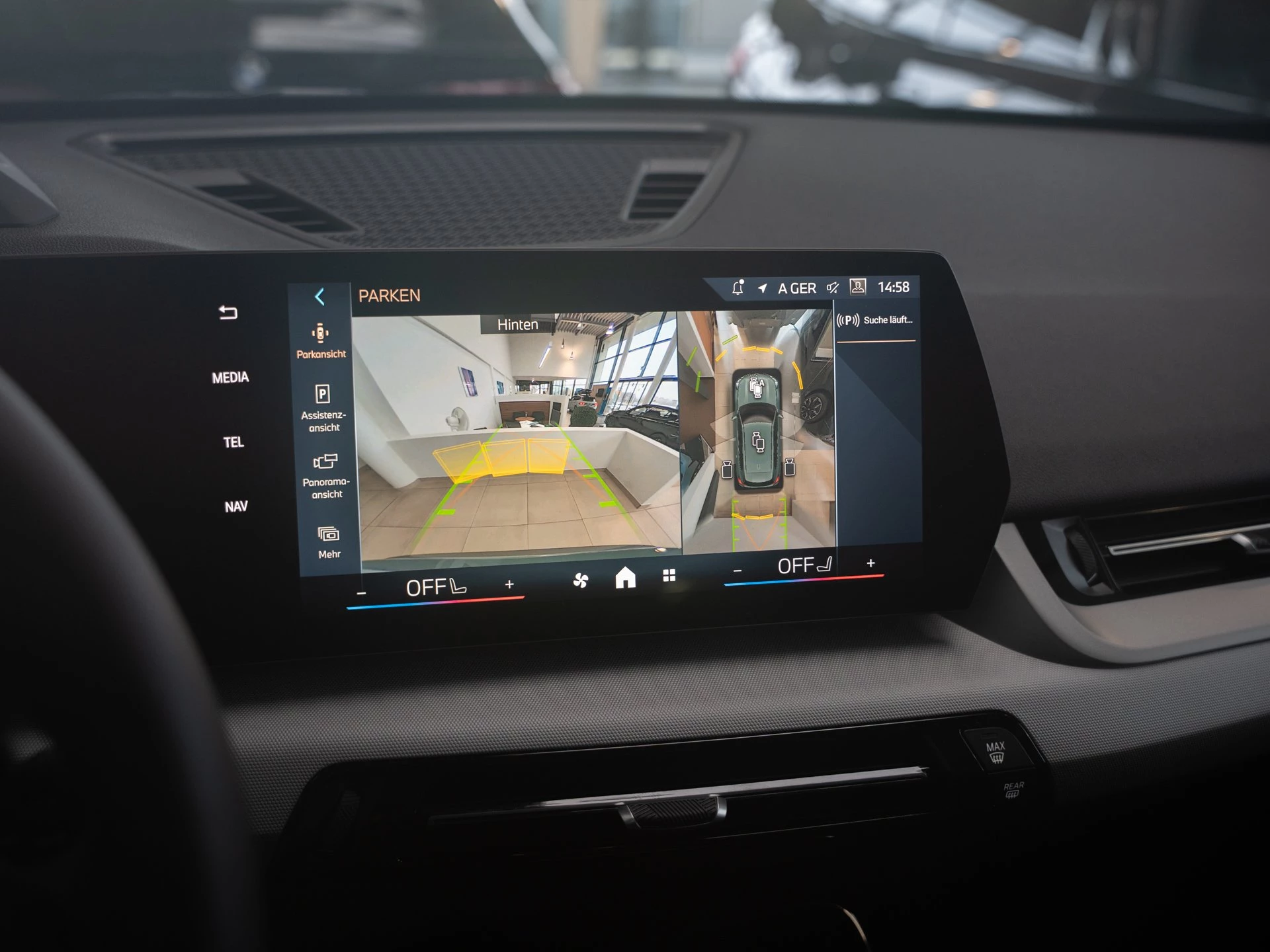 BMW X1 sDrive20i.Head Up.Parking Plus