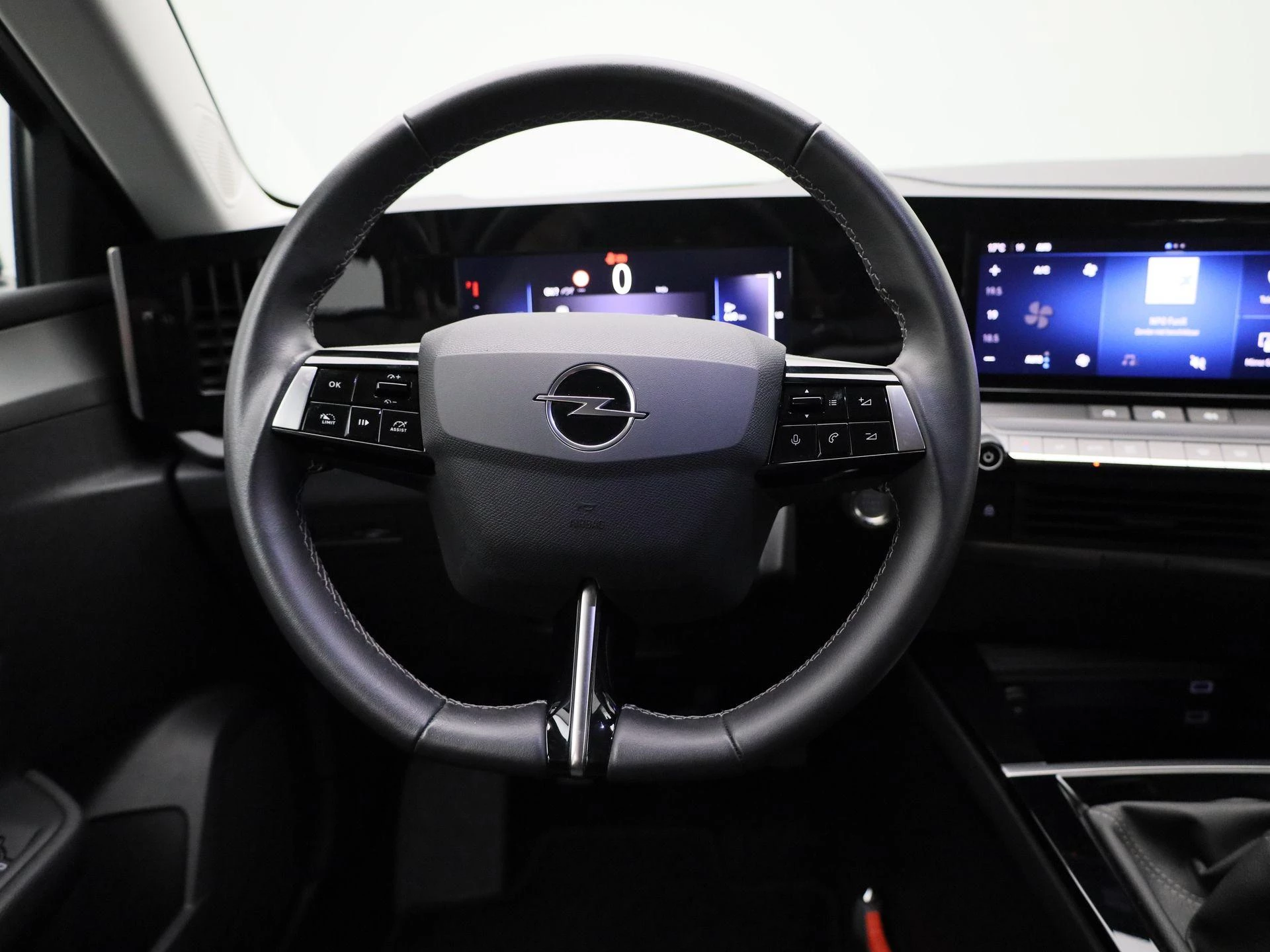 Opel-Astra-image-6