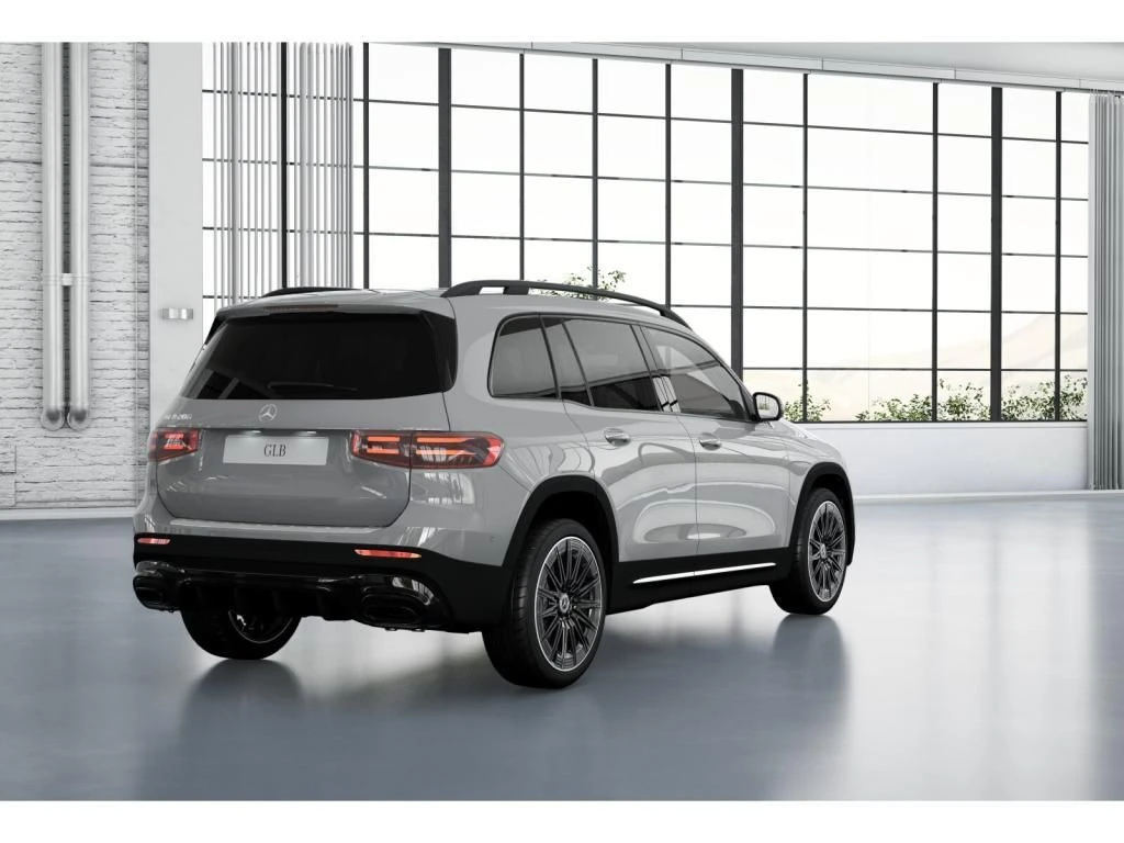 Mercedes-Benz-GLB 200-image-2