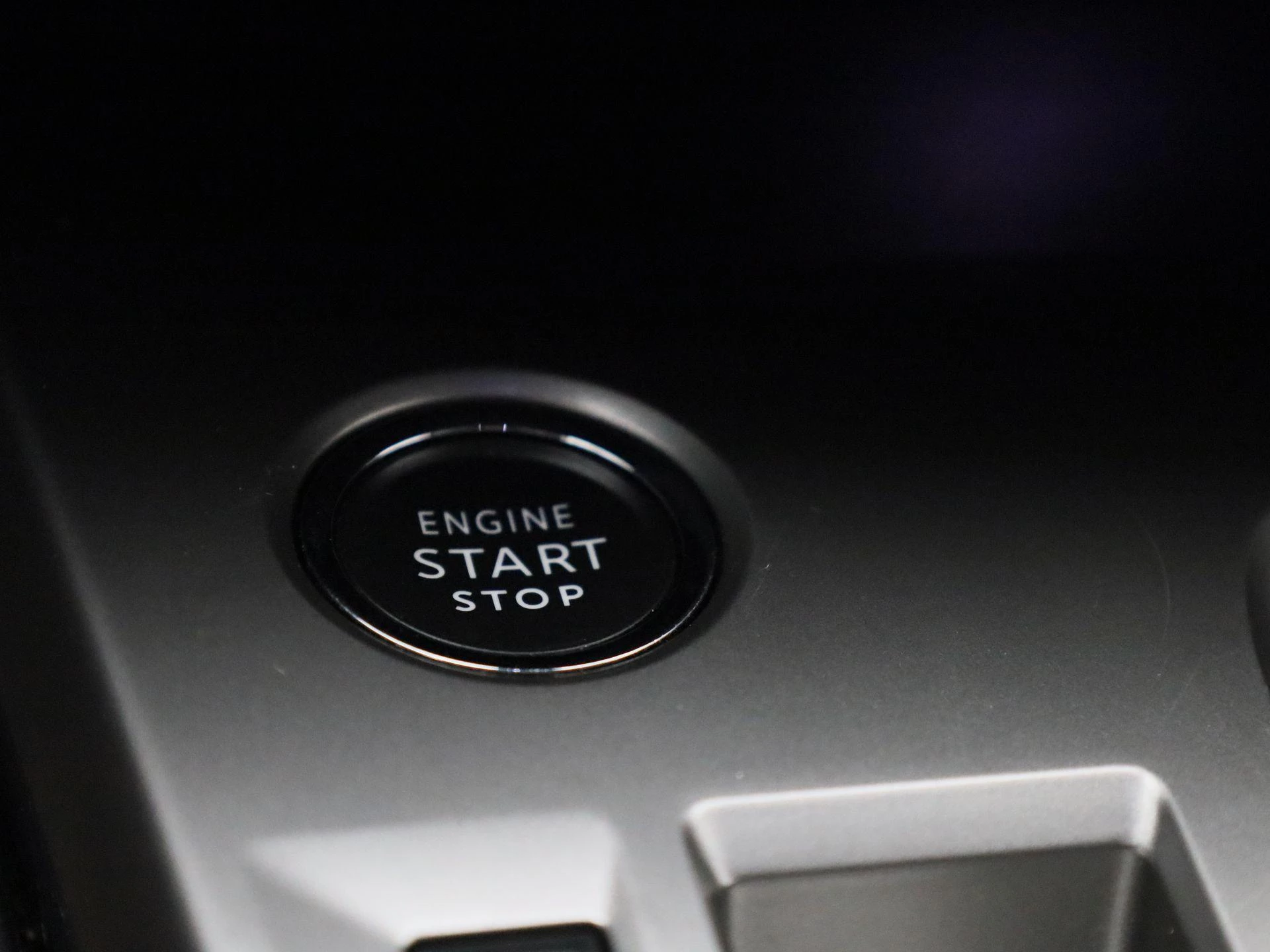 Peugeot-308-image-22