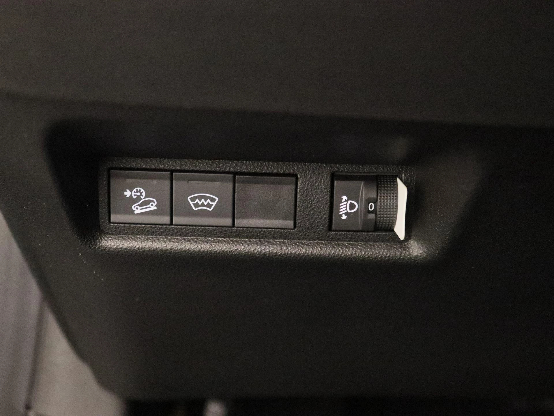 Jeep-Avenger-image-22