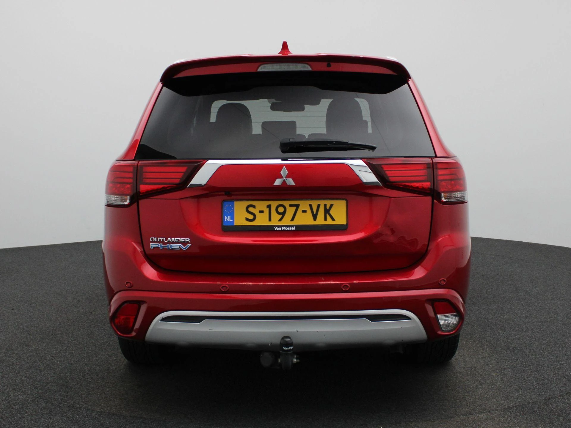 Mitsubishi-Outlander-image-4