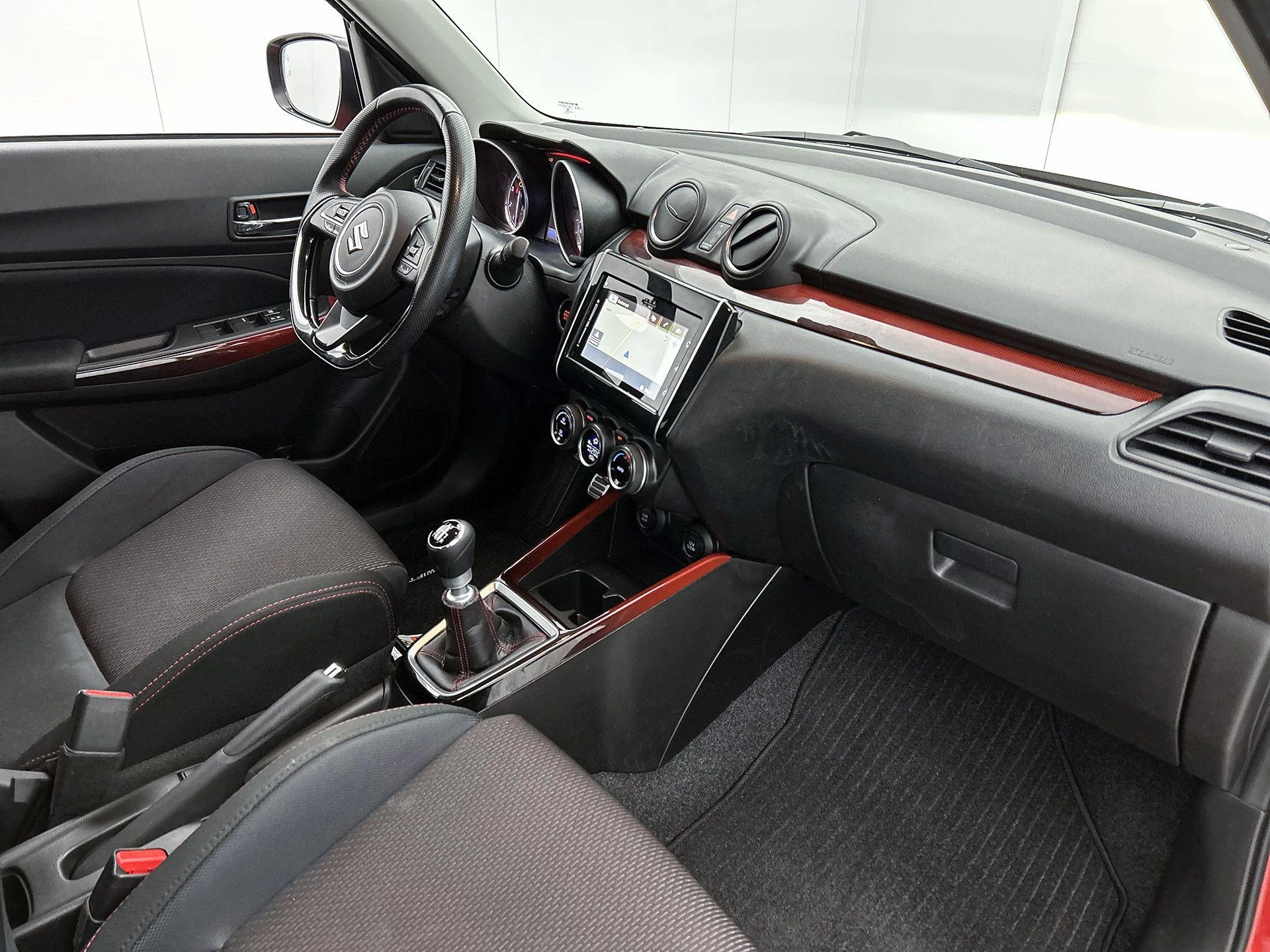 Suzuki-Swift-image-19