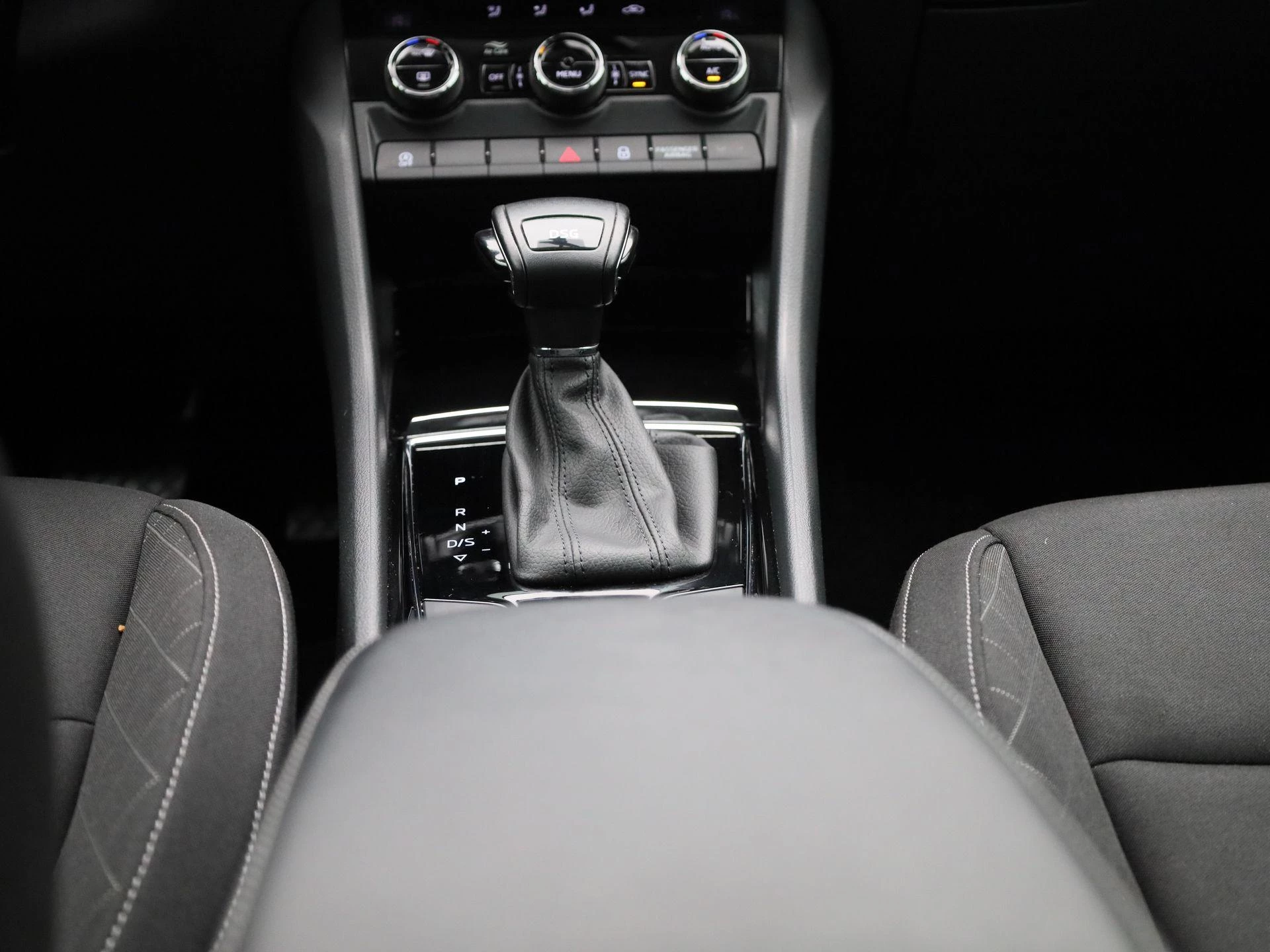 Škoda Karoq 1.5 TSI ACT Business Edition