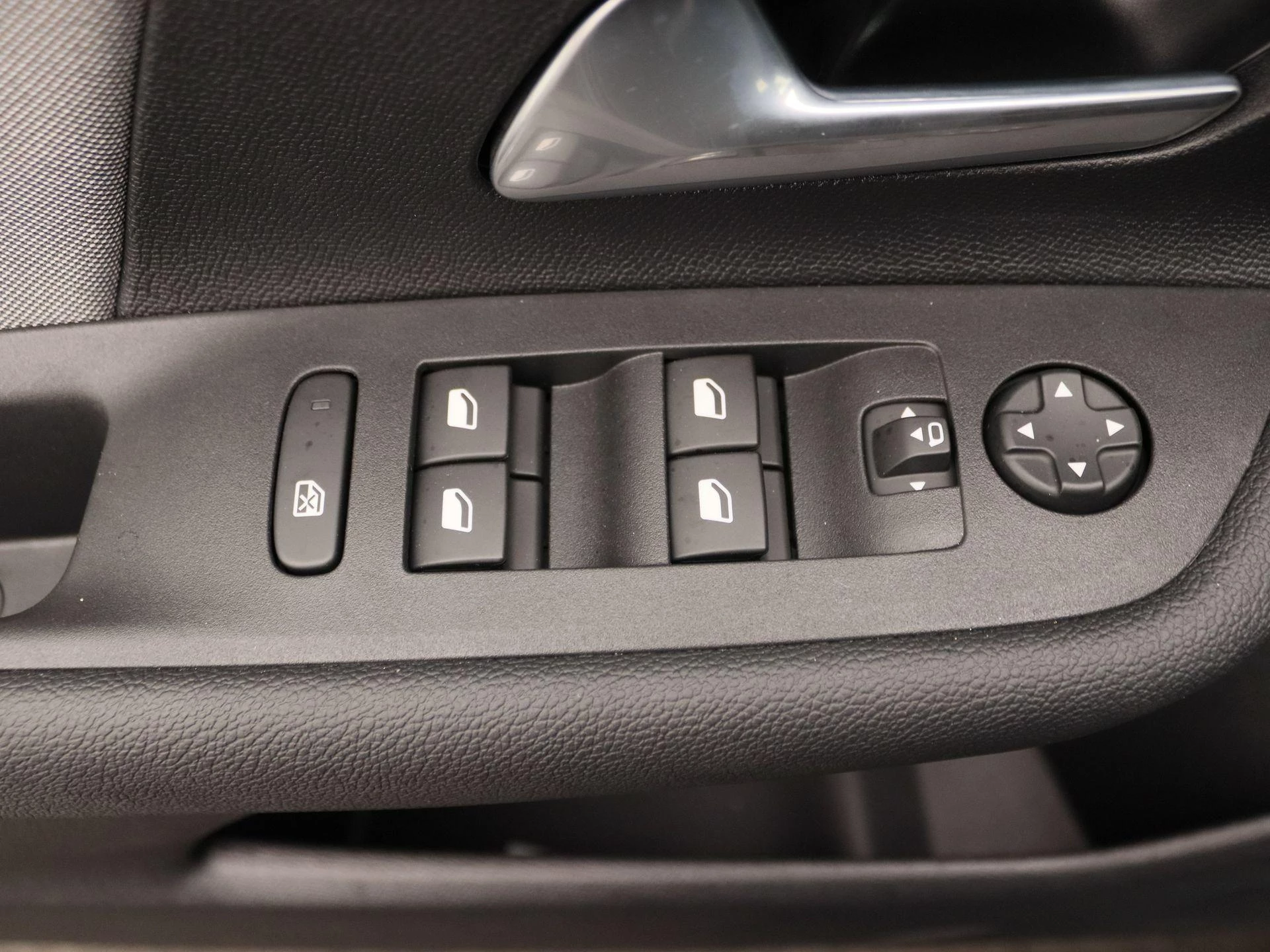 Opel-Mokka-image-23