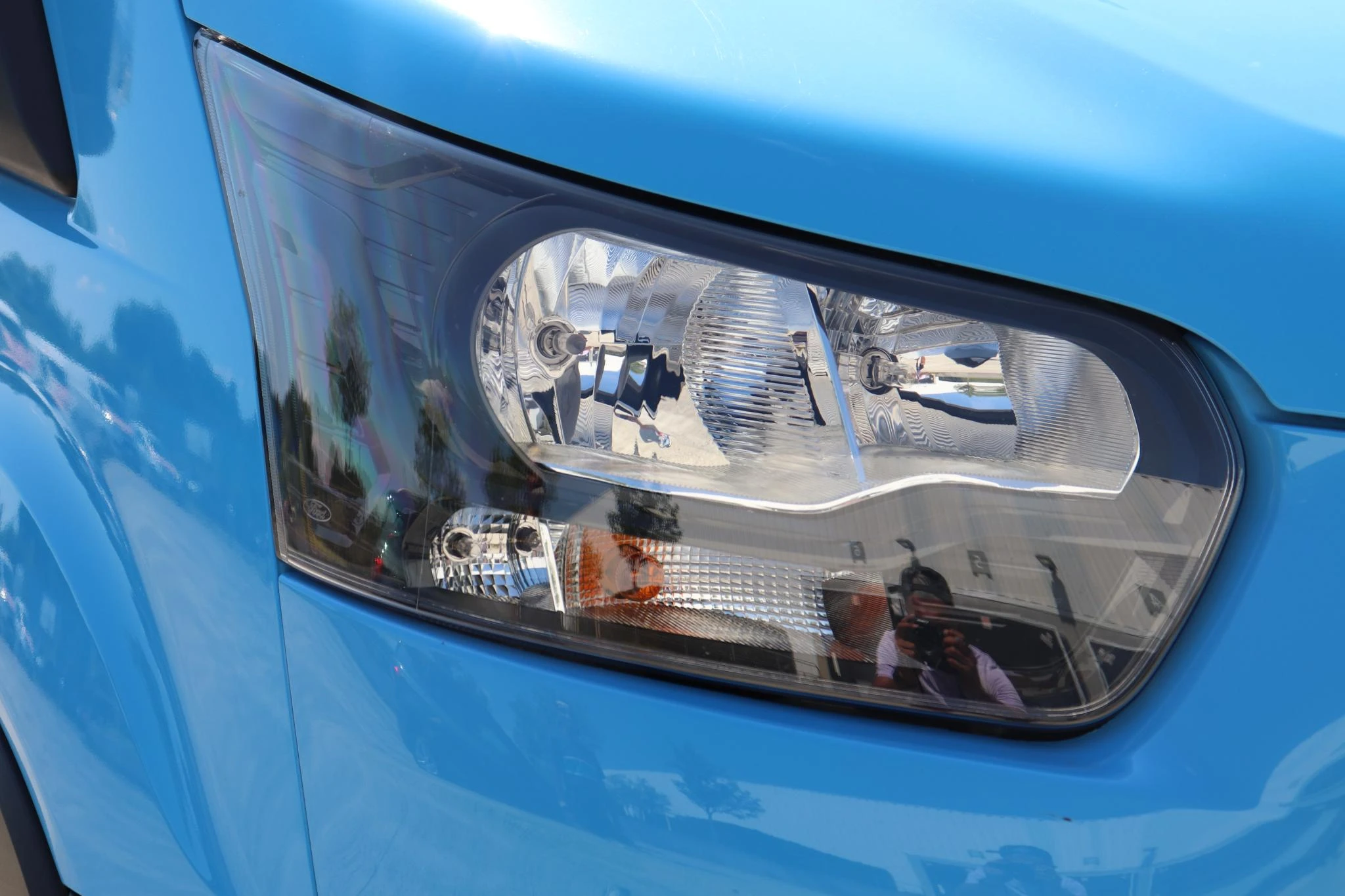 Ford Transit 350L 2.0TD 130pk 96kW M6 RWD Trend