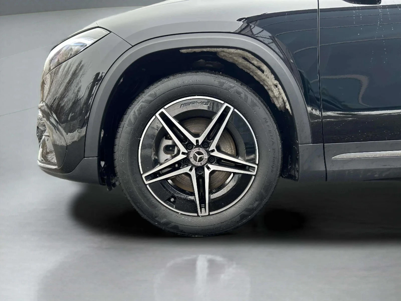 Mercedes-Benz-EQA-image-8