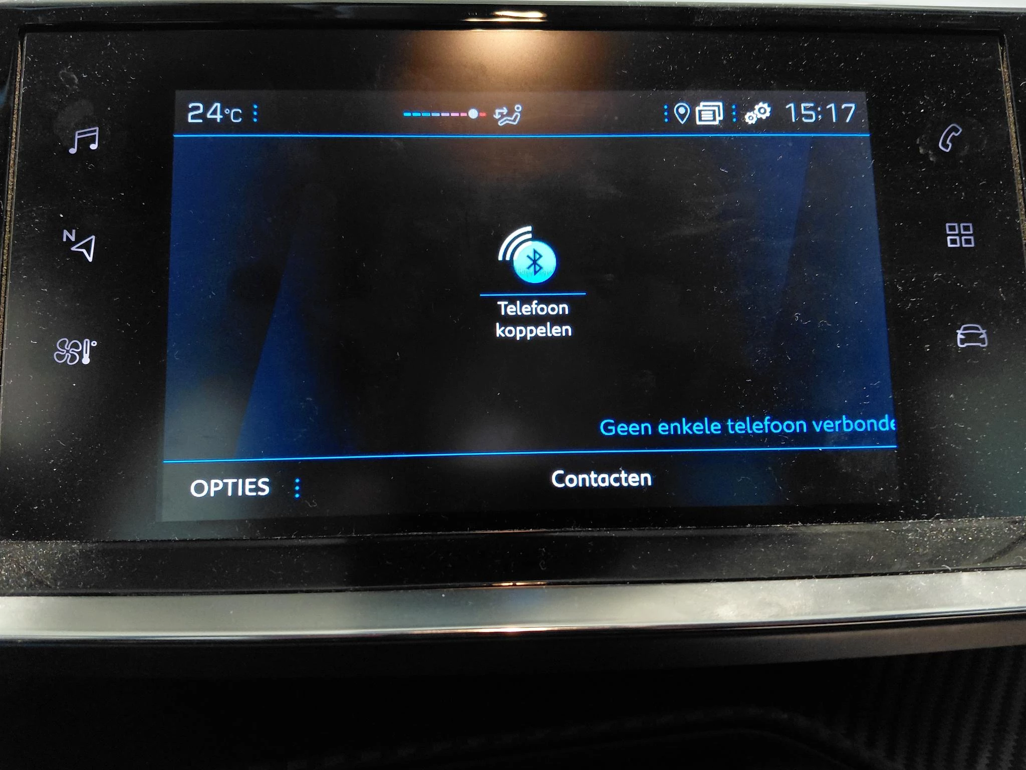 Peugeot-208-image-13