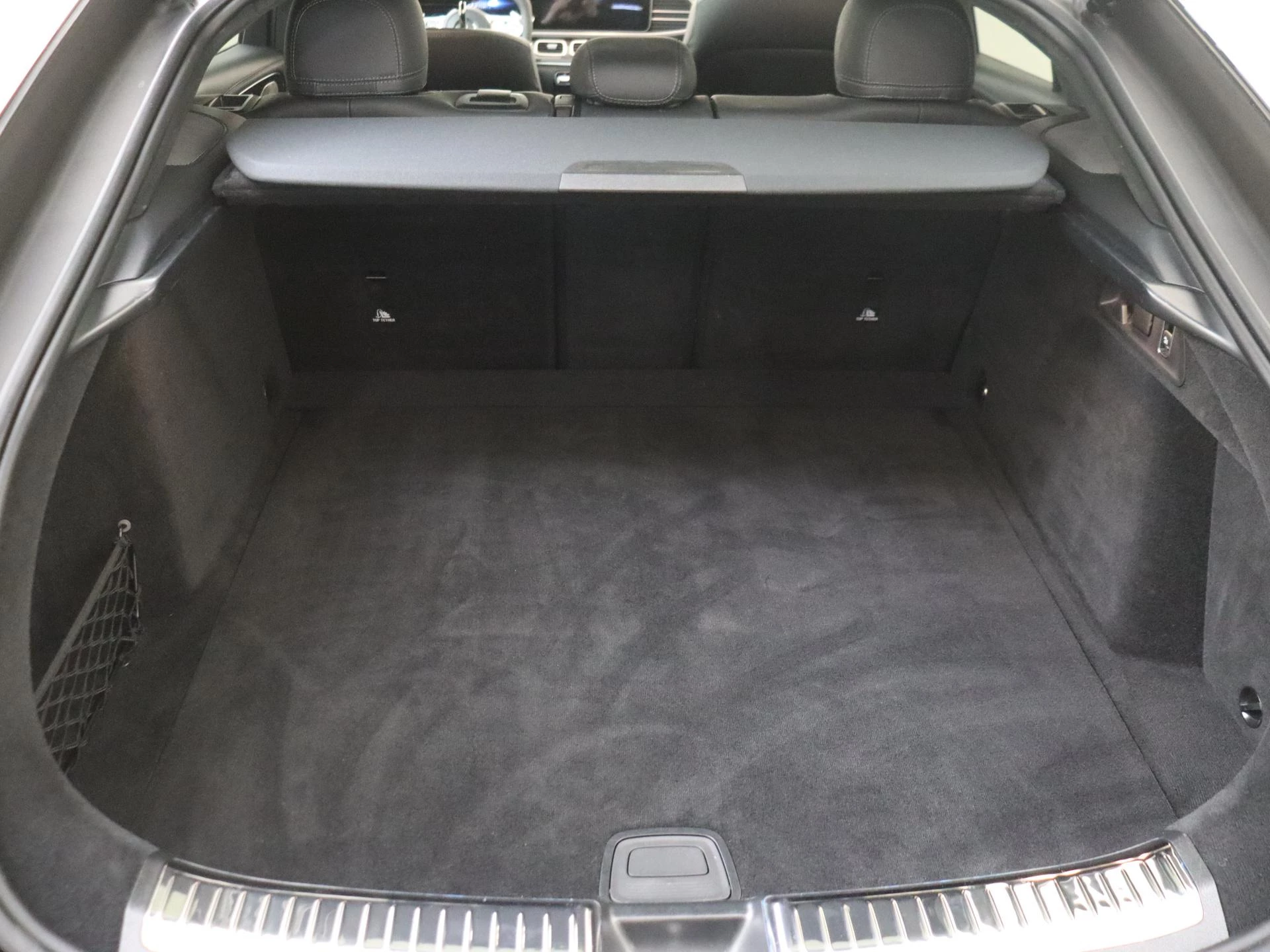 Mercedes-Benz-GLE-image-41