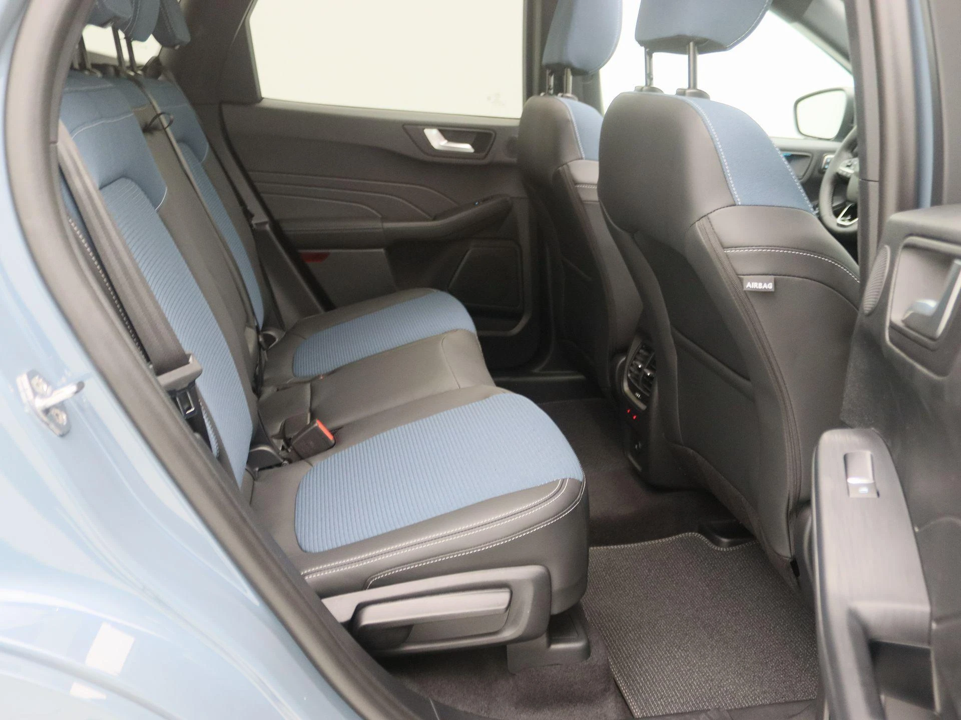 Ford-Kuga-image-27