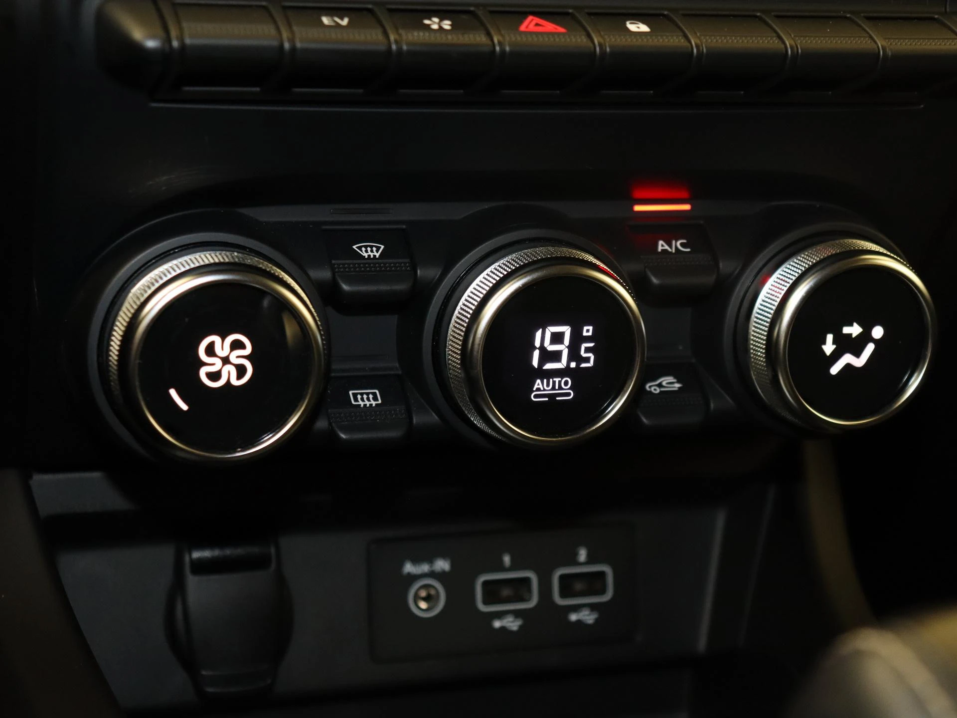 Renault-Arkana-image-19