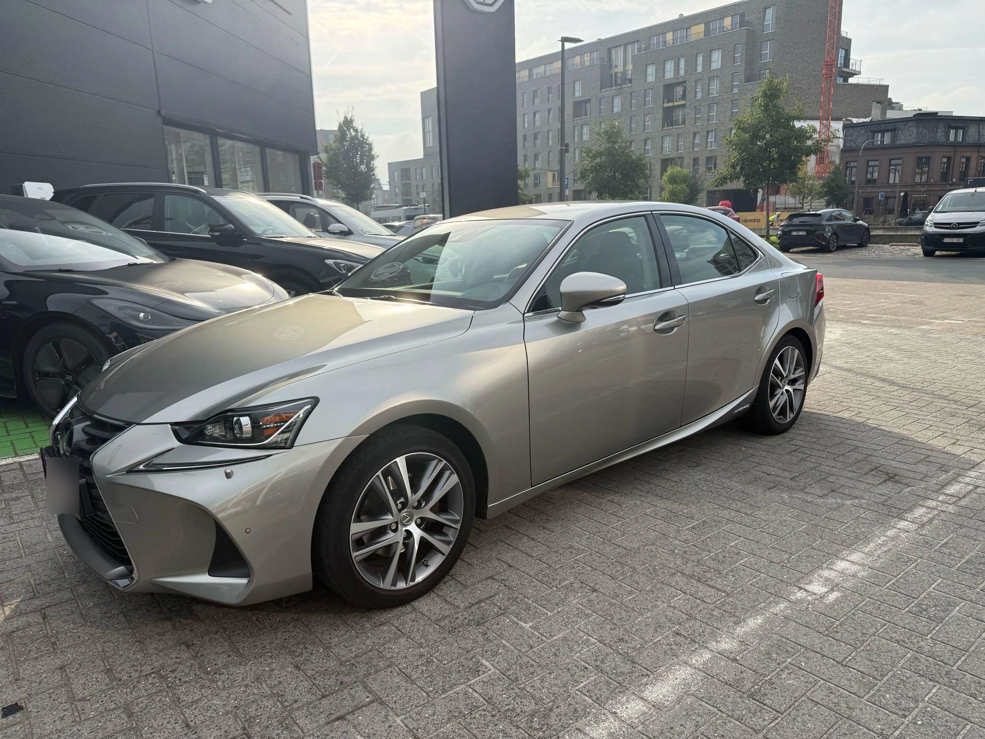 Lexus-IS-image-1