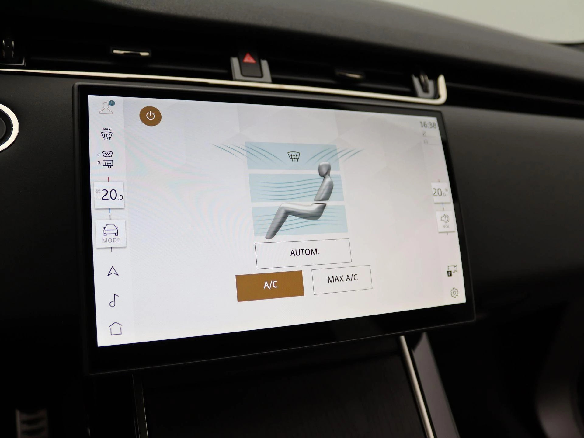 Land Rover-Range Rover Evoque-image-22